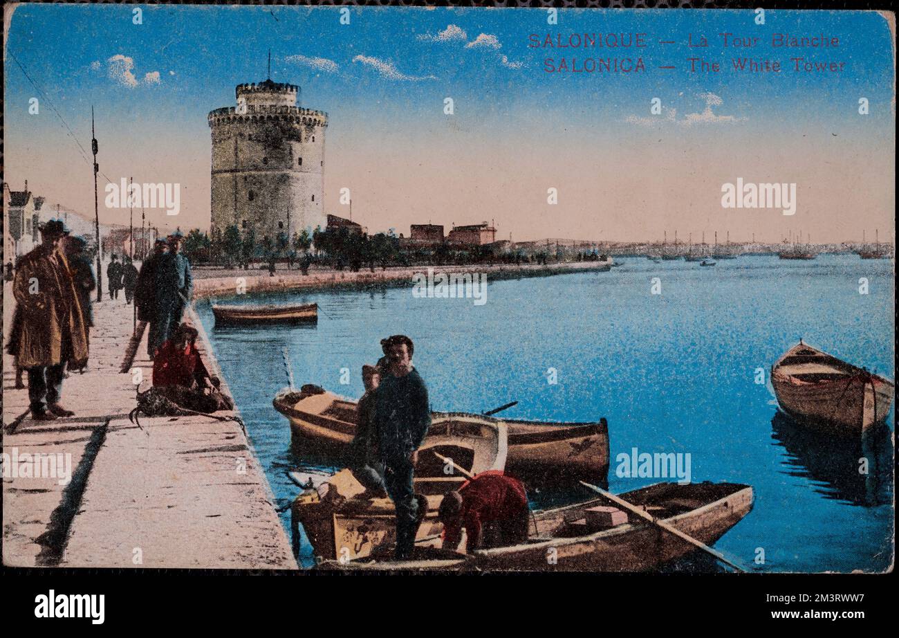 Salonique - la Tour Blanche - Salonica - the White Tower , Forts & fortifications, Towers, Bays Bodies of water, Boats. Nicholas Catsimpoolas Collection Stock Photo