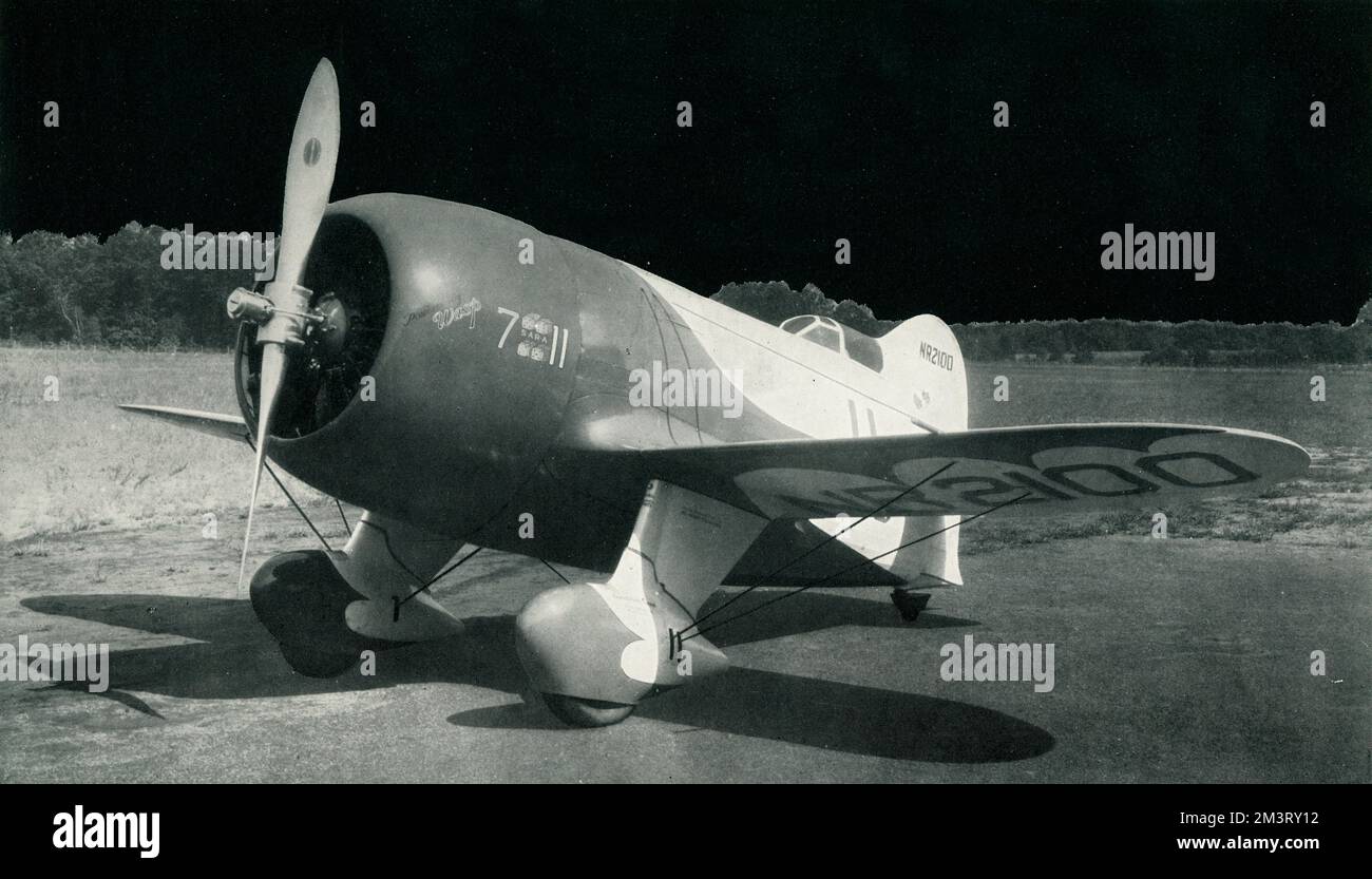 1932 Gee Bee Model R Racer Aircraft - in which Mr James Doolittle won the Thompson Trophy at a speed of 252.6 mph - built by Messrs. Granville Brothers of Springfield, Massachusetts, equipped with a supercharged Pratt and Whitney Wasp engine.     Date: 1933 Stock Photo
