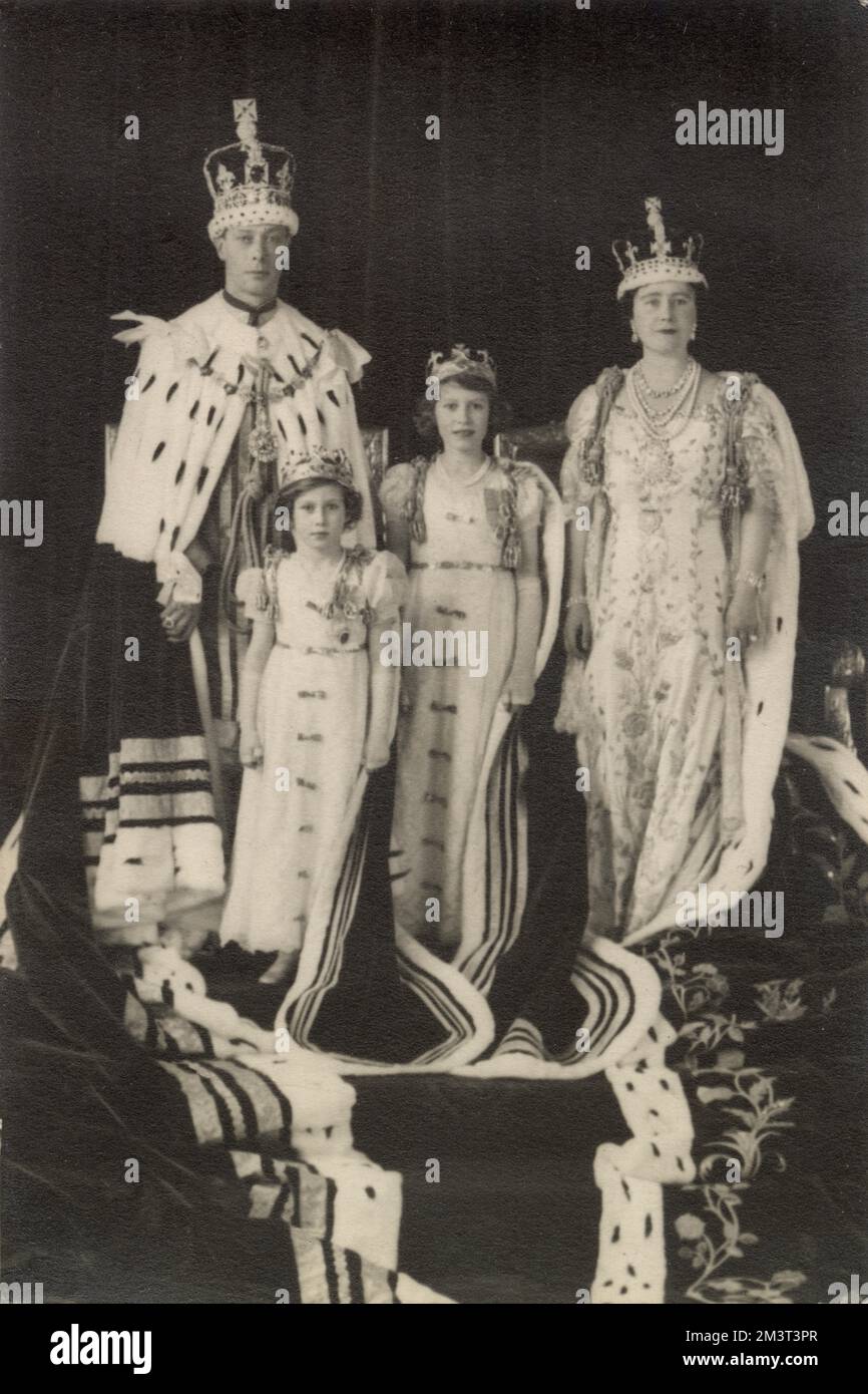 Coronation of King George VI family photograph Stock Photo - Alamy
