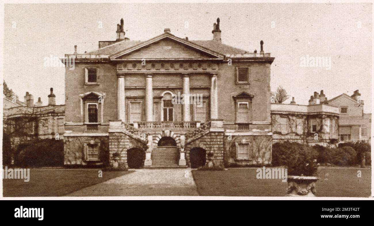 A historic house for the Duke and Duchess of York (later King George VI and Queen Elizabeth) after their wedding: White Lodge, Richmond Park, once the home of Princess Adelaide, the Duchess of Teck, mother of Queen Mary. Other former occupants include Queen Caroline and Queen Victoria. This photo shows the back of White Lodge. Stock Photo