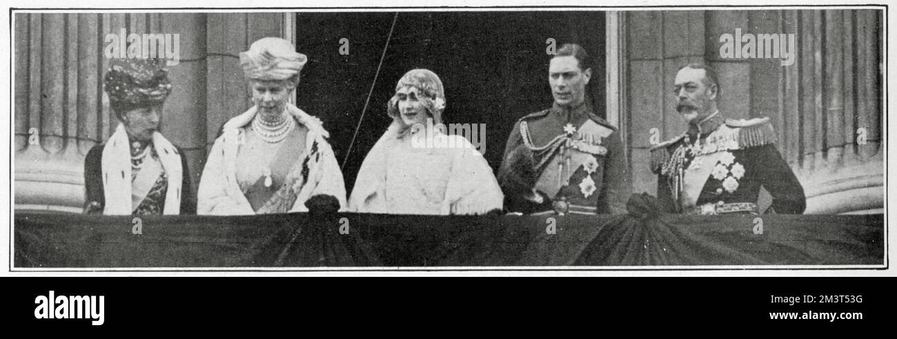 Balcony scene at Buckingham Palace, photograph showing three gen the newly wed couple in the centre Wedding of The Duke of York and Elizabeth Bowes-Lyon, with King George V to the right and Mary of Teck and former Queen Alexandra to the far-left. Stock Photo