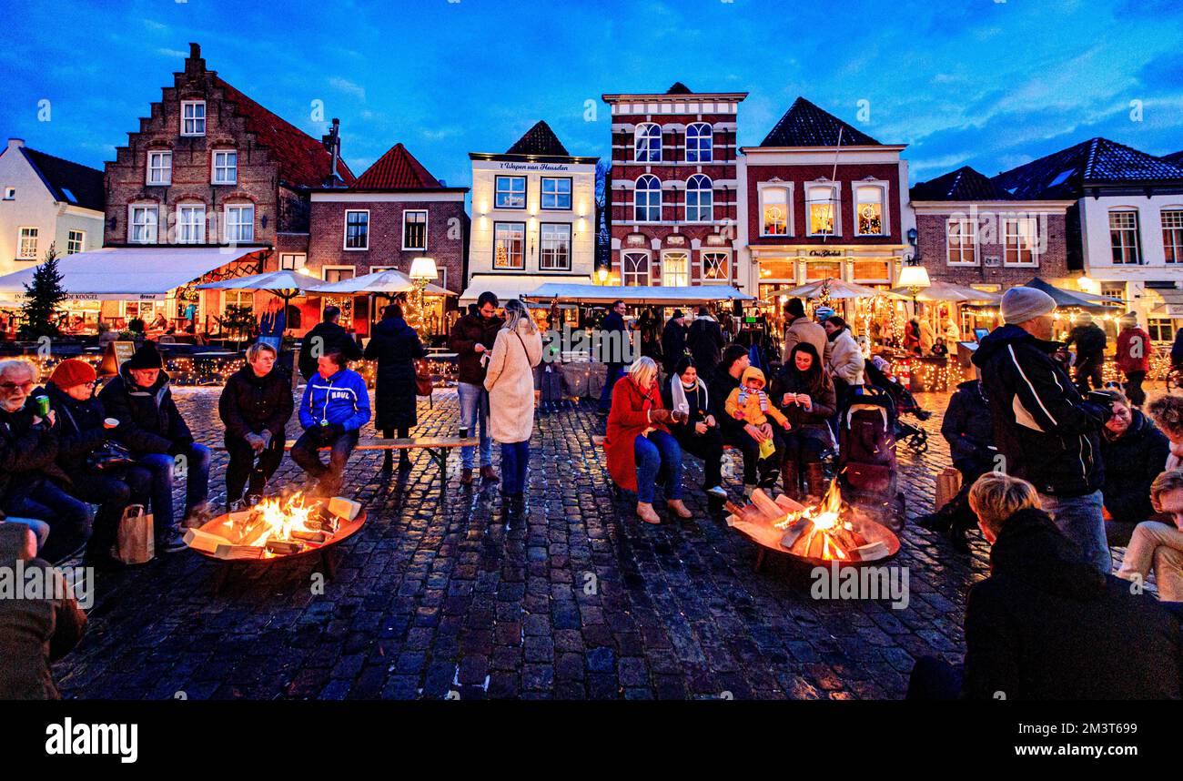 HEUSDEN Visitors at a Christmas market. After Germany, more and more