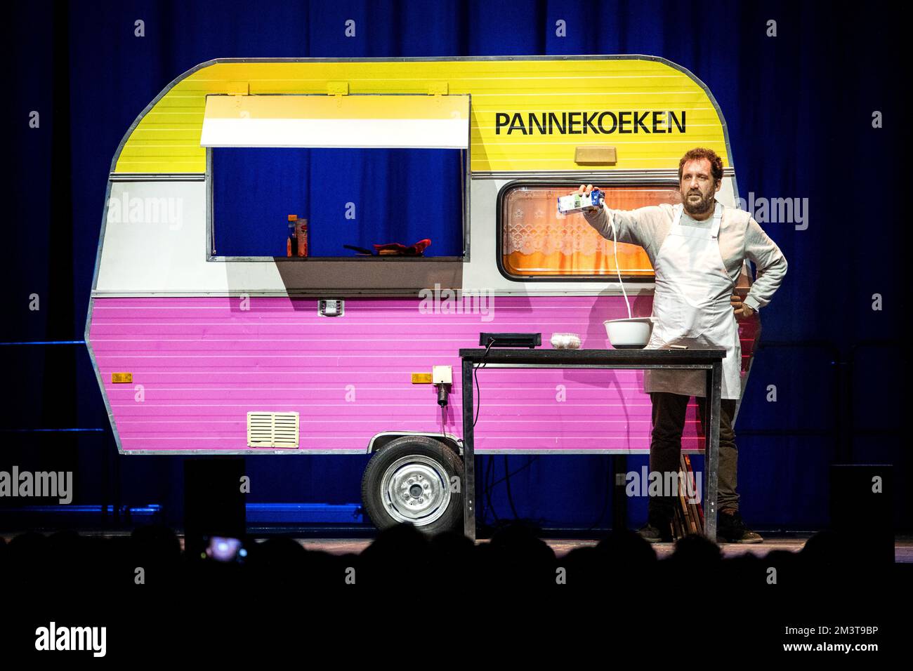 AMSTERDAM - Marcel van Roosmalen and Gijs Groenteman during the last performance of their theater show De Pannekoekencaravan in AFAS Live. ANP RAMON VAN FLYMEN netherlands out - belgium out Stock Photo