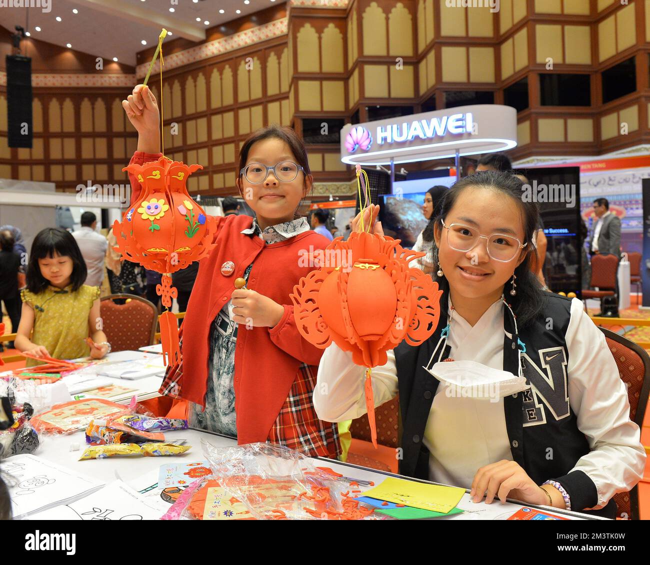 Bandar Seri Begawan, Brunei. 16th Dec, 2022. Children show hand-made