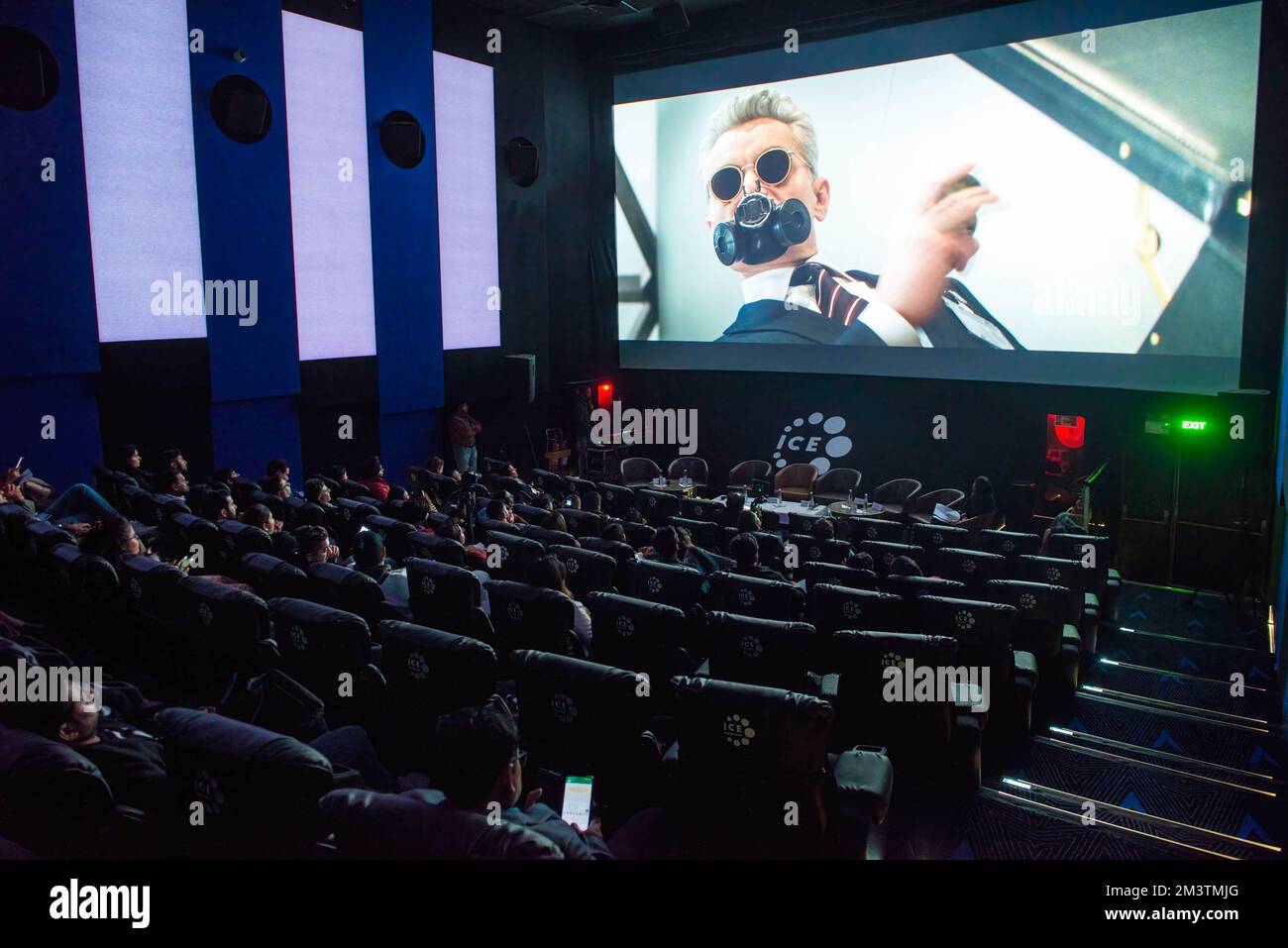 New Delhi, India. 16th Dec, 2022. Media personnel watching a movie promo at ICE theatre. PVR