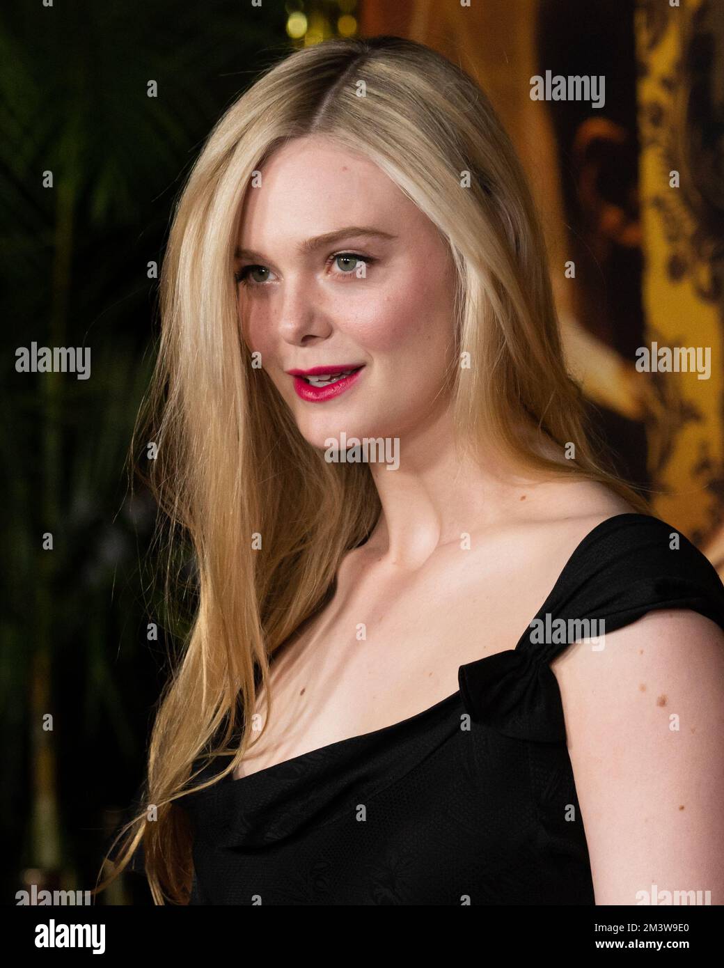 15 December 2022 - Los Angeles, California - Elle Fanning. "Babylon