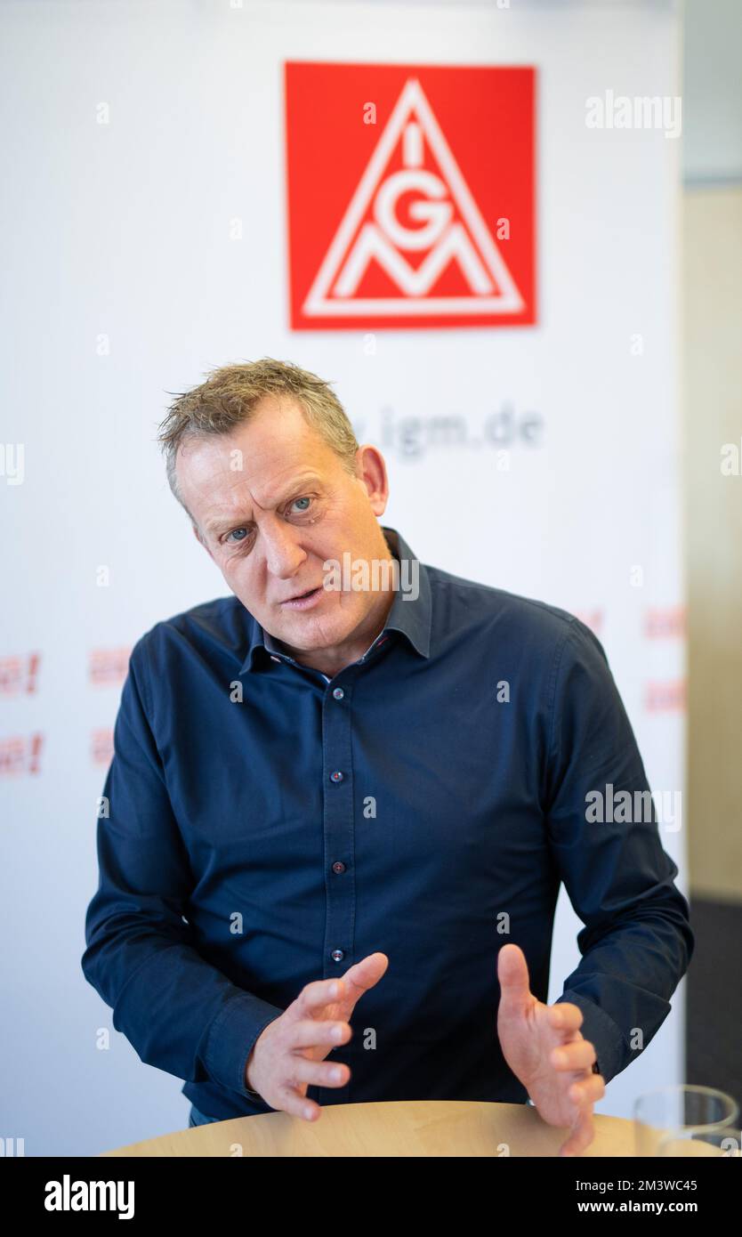 Stuttgart, Germany. 13th Dec, 2022. Roman Zitzelsberger, district leader of IG Metall Baden-Württemberg, in an interview with dpa. In the debate about longer working hours until retirement, Zitzelsberger, who is being considered as the successor to IG Metall national leader Hofmann, accused politicians of a lack of ideas. He said there were only appealing or alarmist statements. (to dpa 'IG Metall boss accuses politicians of lack of ideas on pensions') Credit: Christoph Schmidt/dpa/Alamy Live News Stock Photo