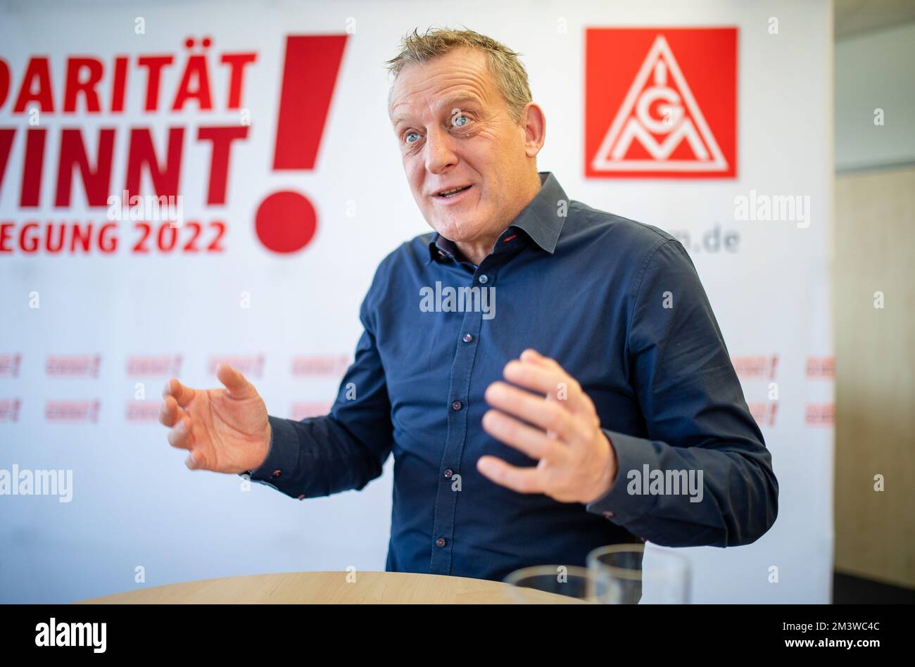 Stuttgart, Germany. 13th Dec, 2022. Roman Zitzelsberger, district leader of IG Metall Baden-Württemberg, in an interview with dpa. In the debate about longer working hours until retirement, Zitzelsberger, who is being considered as the successor to IG Metall national leader Hofmann, accused politicians of a lack of ideas. He said there were only appealing or alarmist statements. (to dpa 'IG Metall boss accuses politicians of lack of ideas on pensions') Credit: Christoph Schmidt/dpa/Alamy Live News Stock Photo