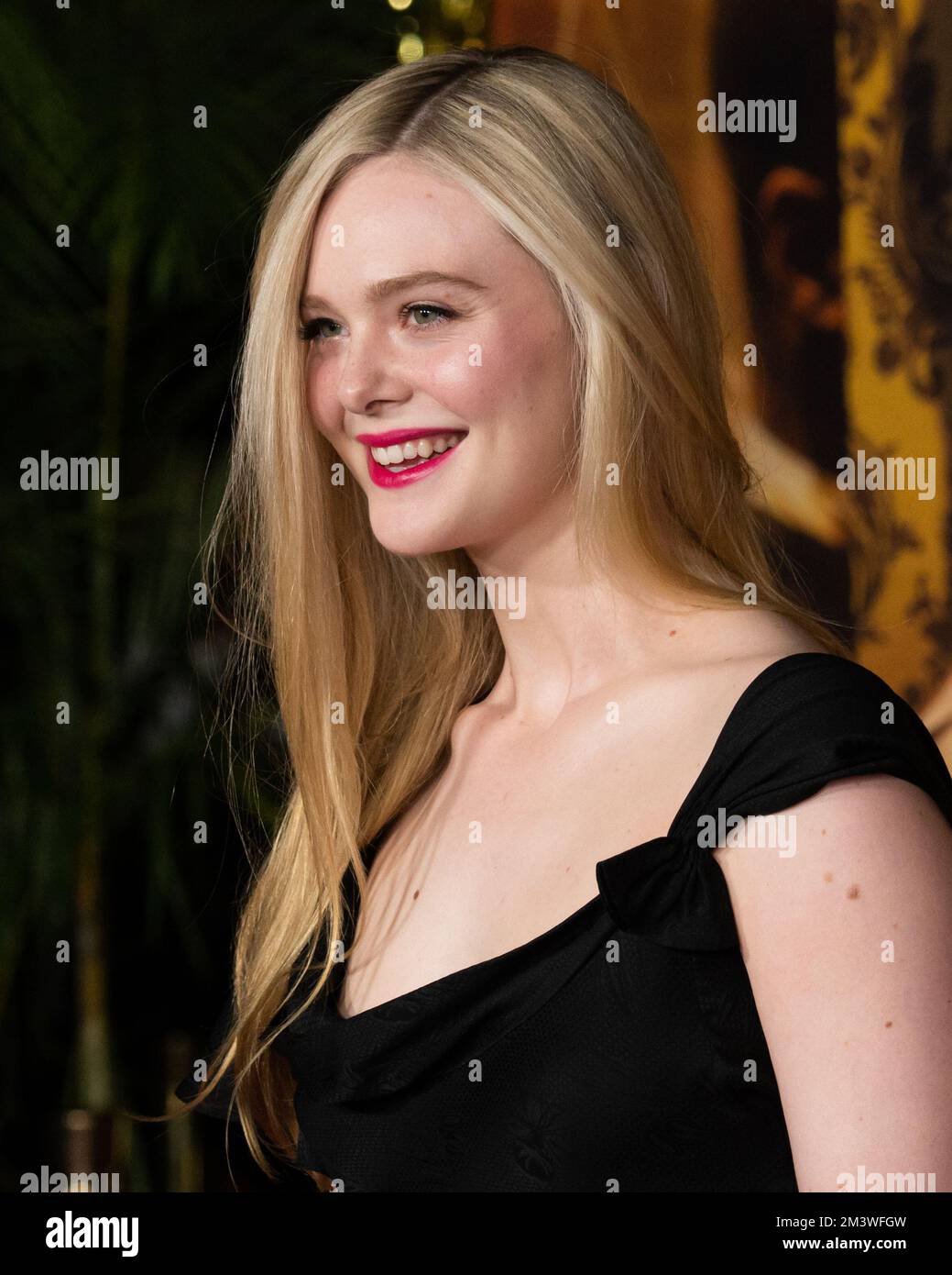 15 December 2022 - Los Angeles, California - Elle Fanning. ''Babylon