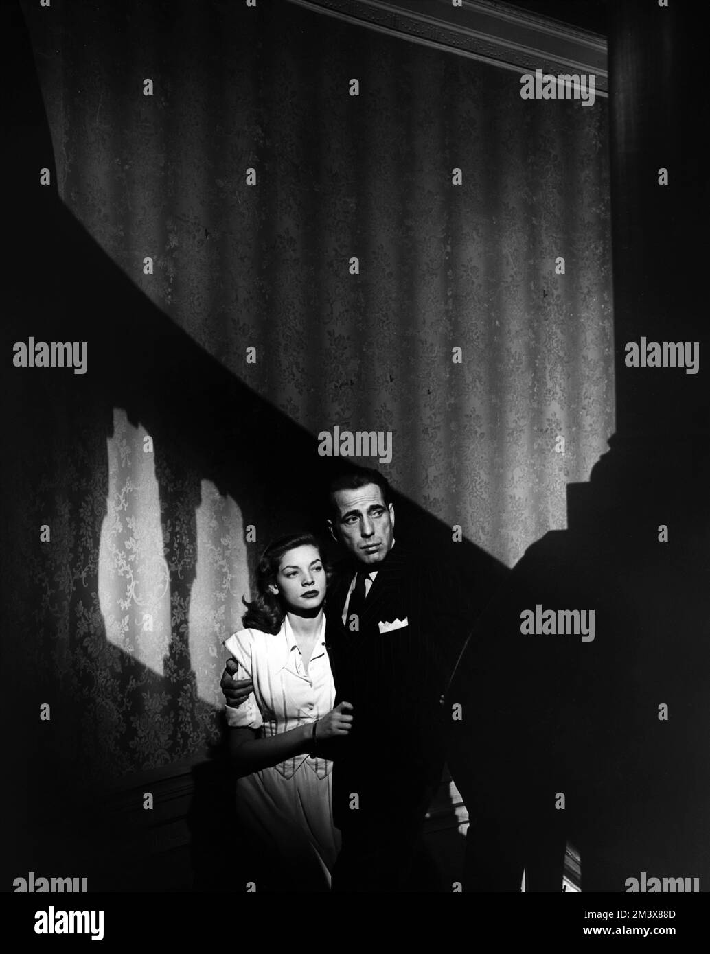 HUMPHREY BOGART and LAUREN BACALL in DARK PASSAGE 1947 director ...