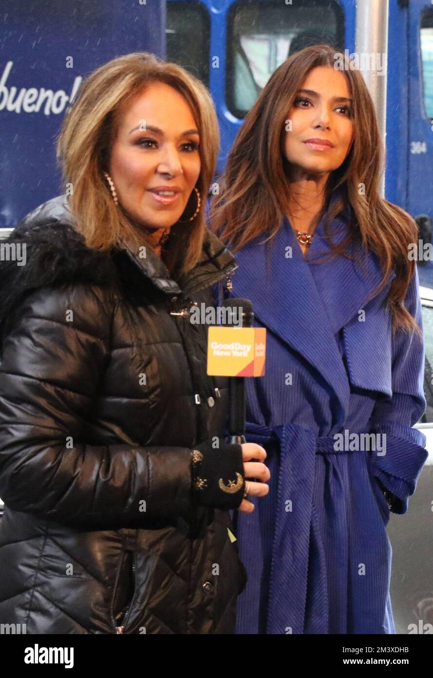 New York, NY, USA. 16th Dec, 2022. Rosanna Scotto And Roselyn Sanchez ...