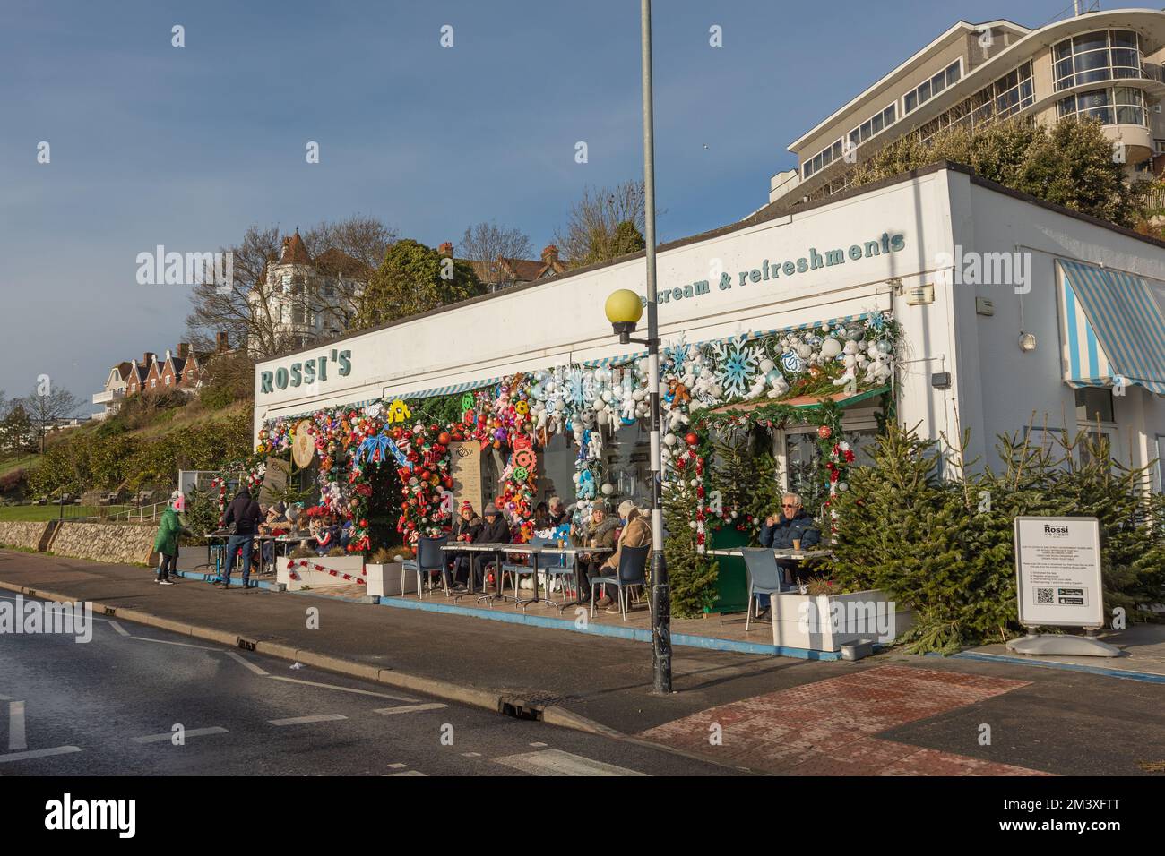 Southend on sea, UK. 17th Dec, 2022. Rossis ice cream parlour on the seafront has been decorated ready for Christmas. Penelope Barritt/Alamy Live News Stock Photo