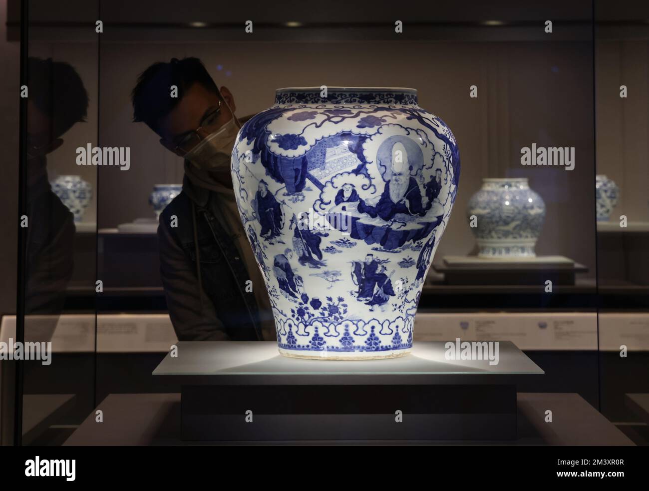 The External Enlightenment: the Virtual World of Jiajing Emperor
