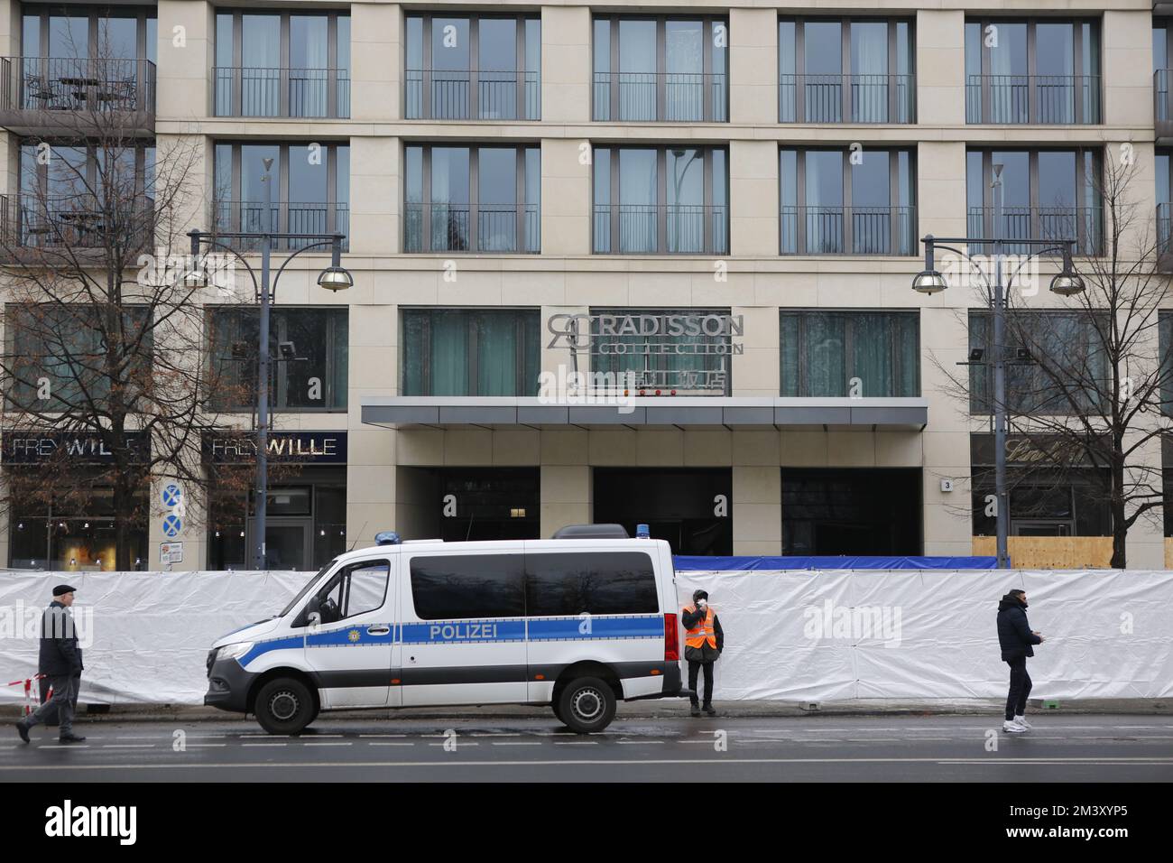 12/17/2022, Berlin, Germany, The locked hotel from the outside. The day after the accident - the Berlin Aquadom was completely closed off. AquaDom in the Berlin hotel "Radisson Blu" burst on friday 12/16/22 and around 1 million liters of water with all the fish spilled out.. Stock Photo