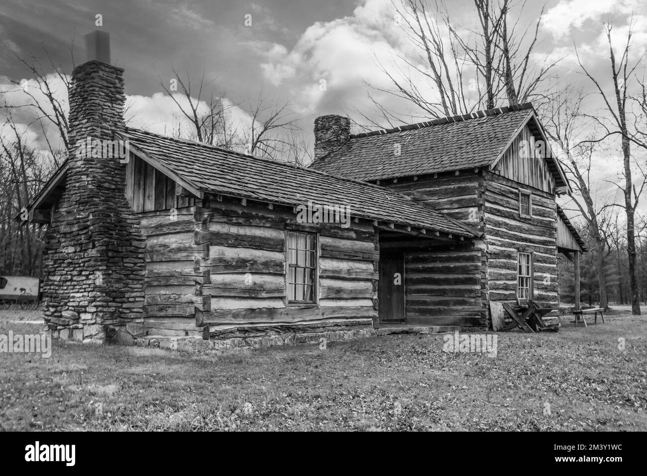 rustic-log-cabin-stock-photo-alamy