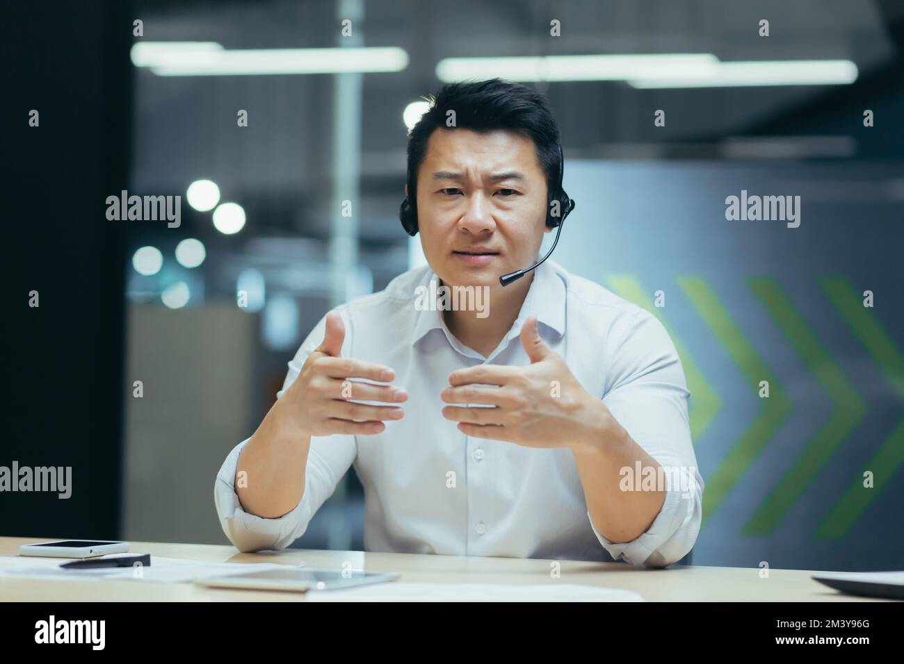Photo inspiration: Fresh Look at Doctor In Office Records Video Hi Res Stock Photography And