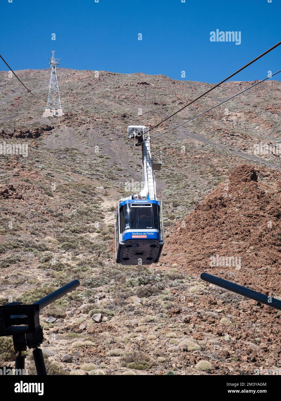 Tenerife, Spain, November 3rd 2022: Teide National Park cable car returning to the boarding station Stock Photo