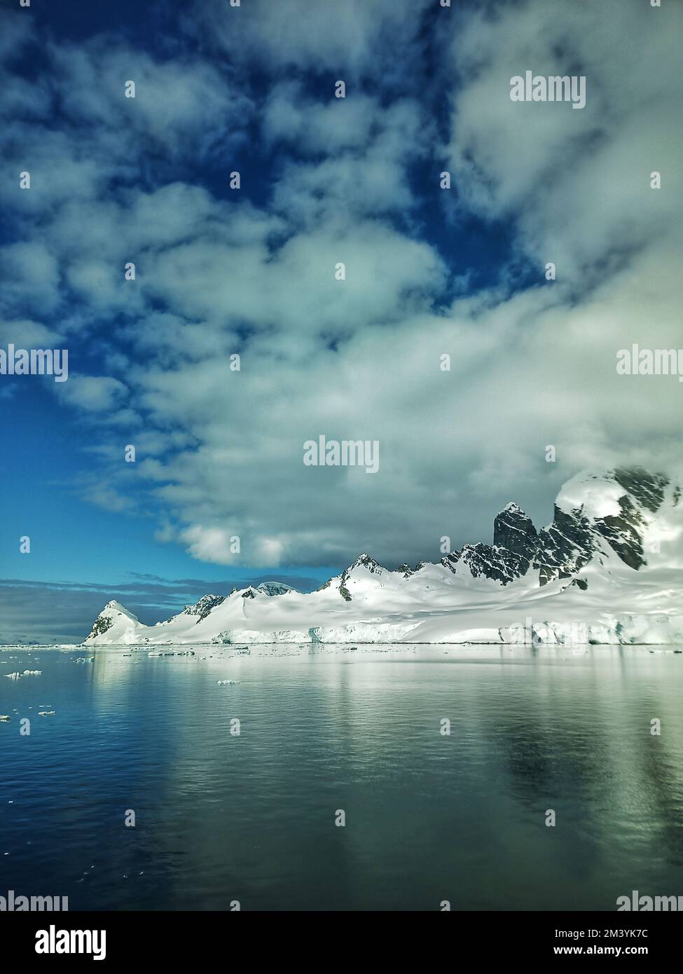 antarctica,antartica,antarctica landscape,nature,ice filled mountains ...