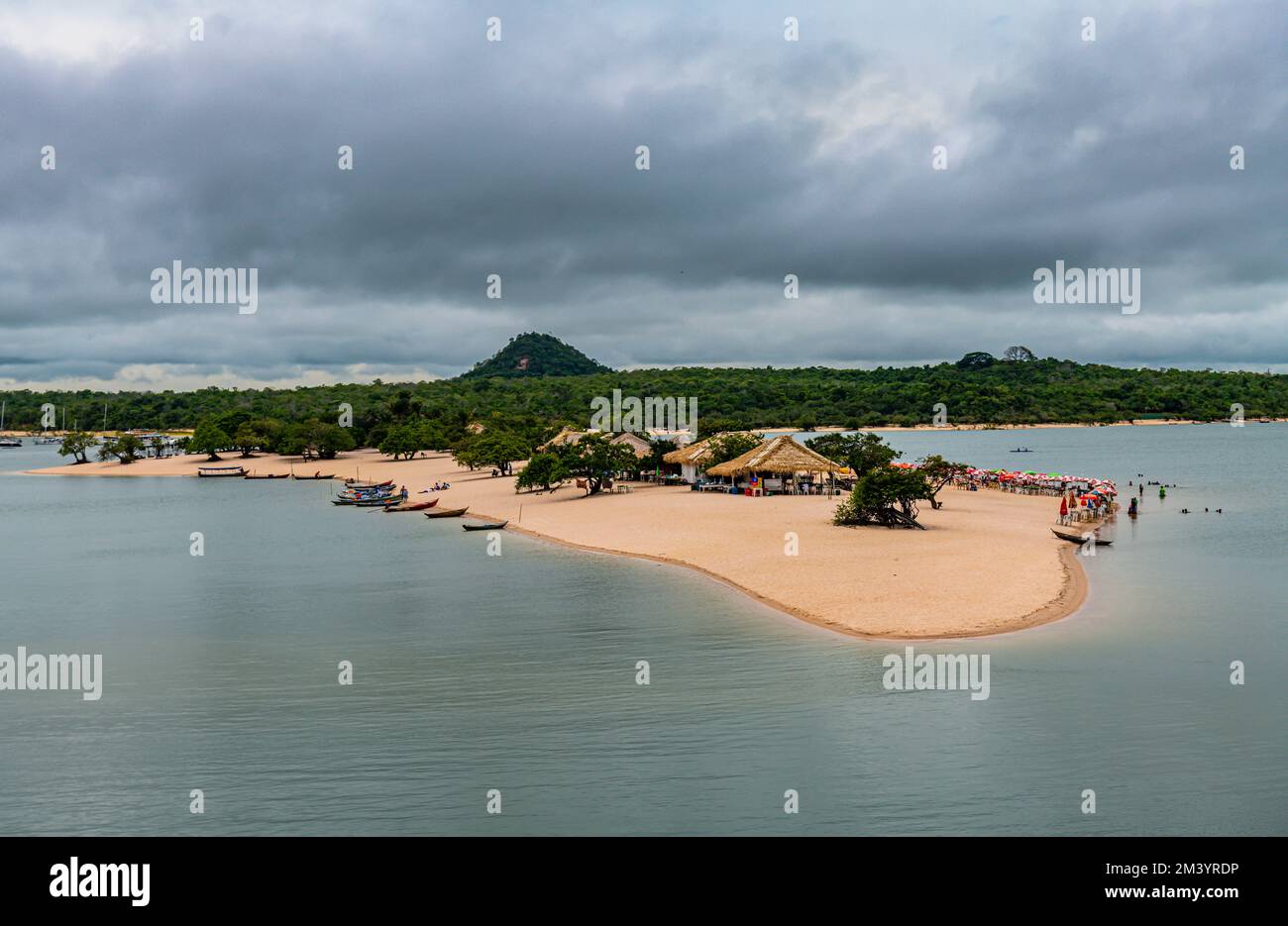 Long sandy beach in Alter do Chao along the amazon river, Para, Brazil Stock Photo