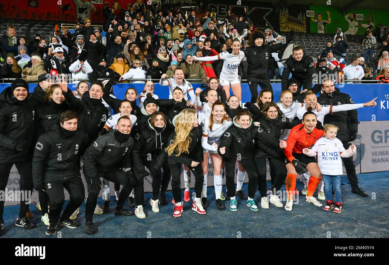 Leuven , Belgium. 17 December, 2022. players of OHL and staff pictured