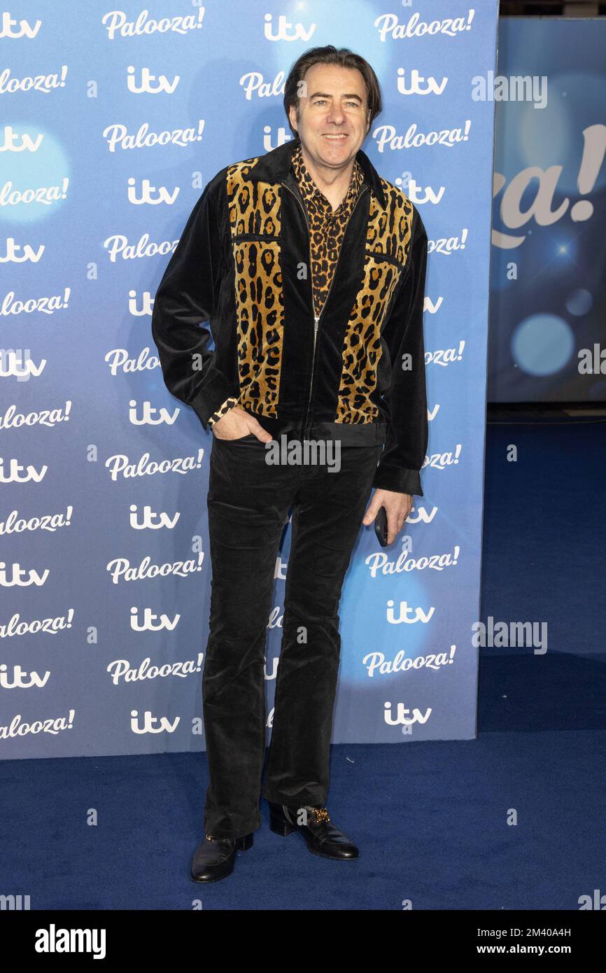 Jonathan ross 2022 hi-res stock photography and images - Alamy