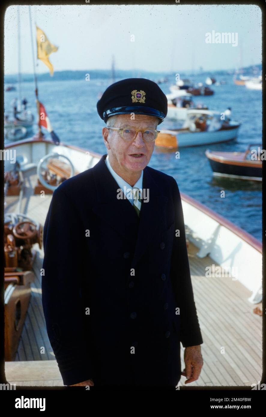 Harold Vanderbilt, Rowing - Harvard/Yale, Toni Frissell, Antoinette ...