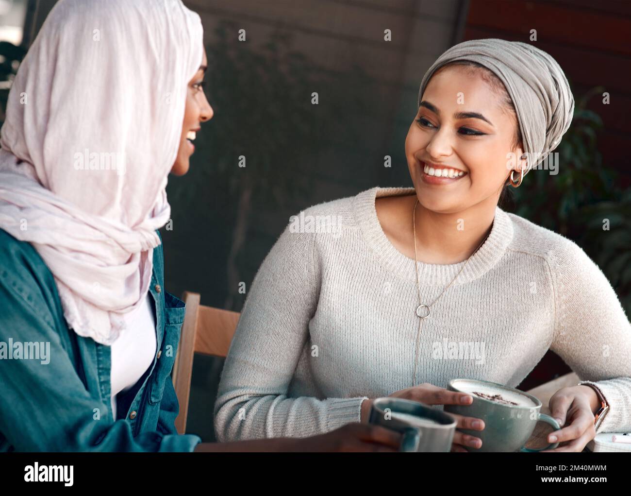 Hijab drinking hi-res stock photography and images - Alamy