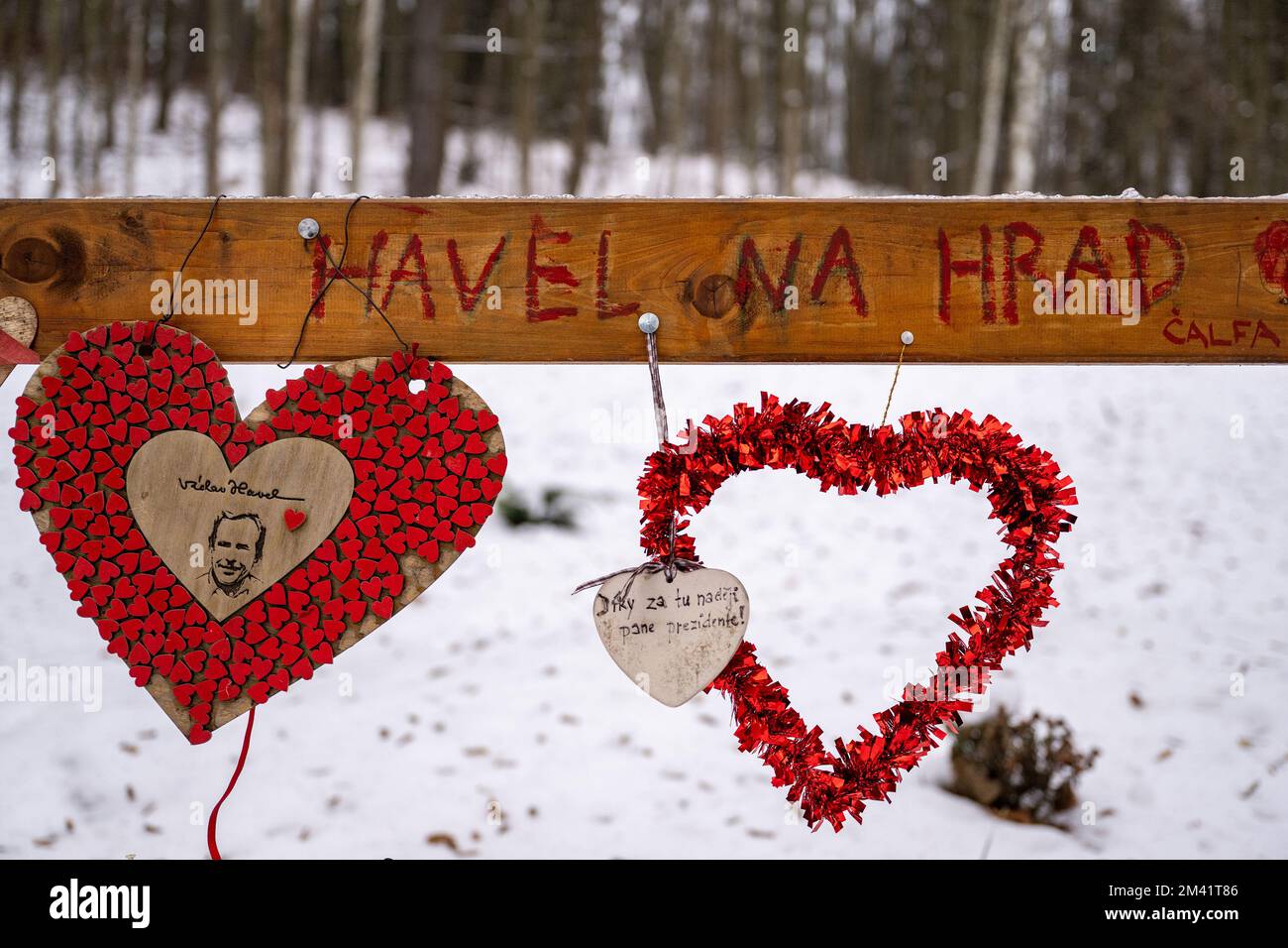 Hradecek, Czech Republic. 18th Dec, 2022. People came to place commemorative things and light candles to mark 11th anniversary of Vaclav Havel death at his countryside house in Hradecek, Czech Republic, on December 18, 2022. Credit: David Tanecek/CTK Photo/Alamy Live News Stock Photo