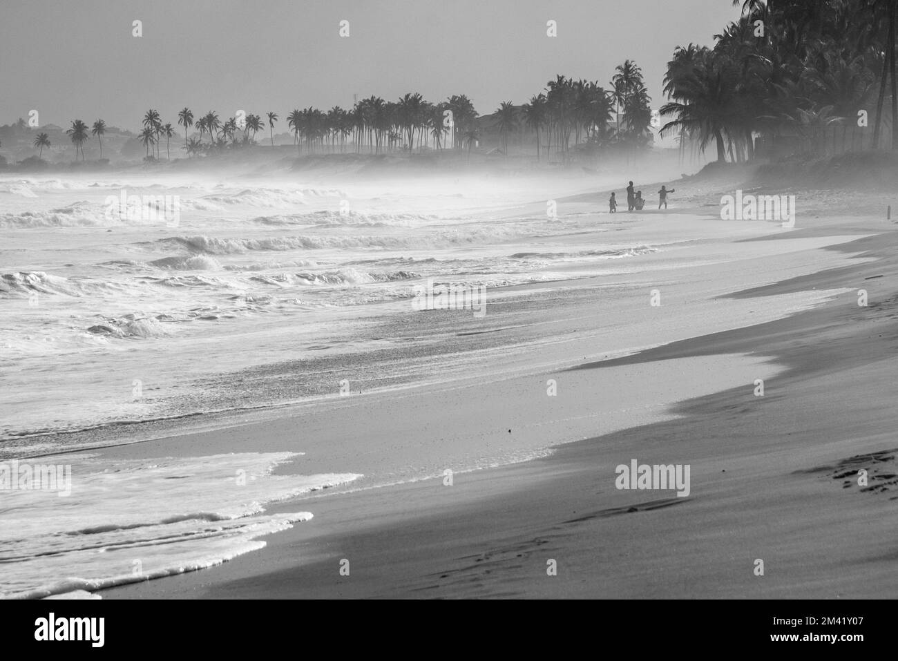 the waves in Kokrobite Stock Photo