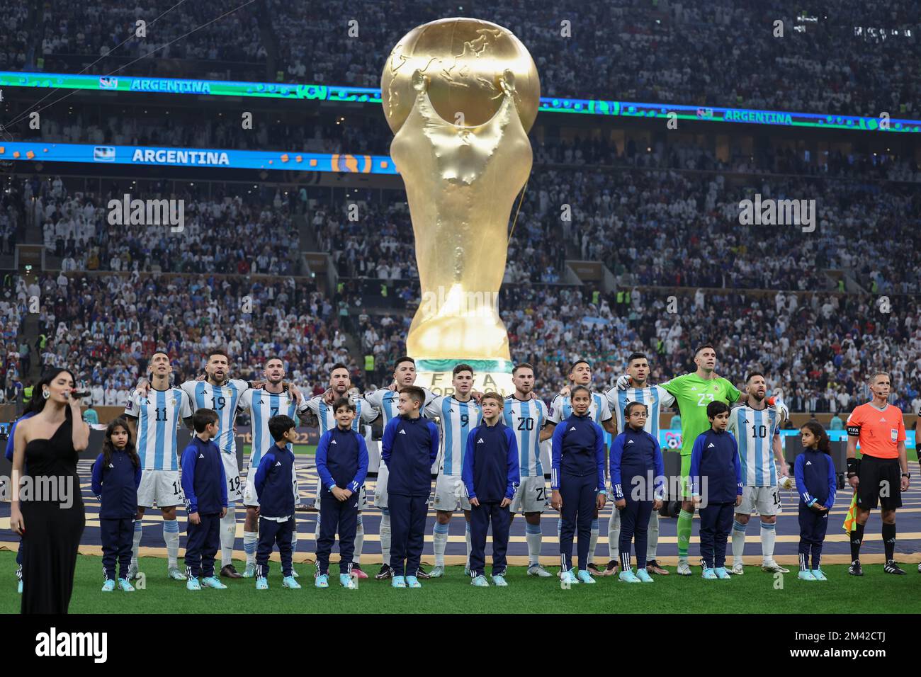 Fanion Argentine Coupe Du Monde FIFA Qatar 2022 - Taille 37 X 24 Cm, Football, Origine Inconnue