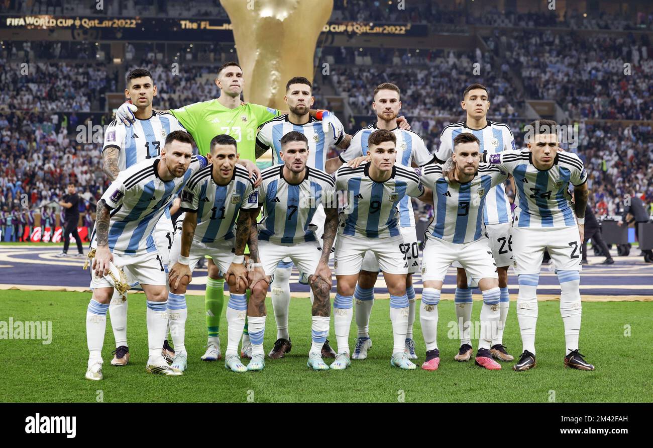Lusail Qatar On Dec 18 2022 Argentina s Starting XI Pose For A 