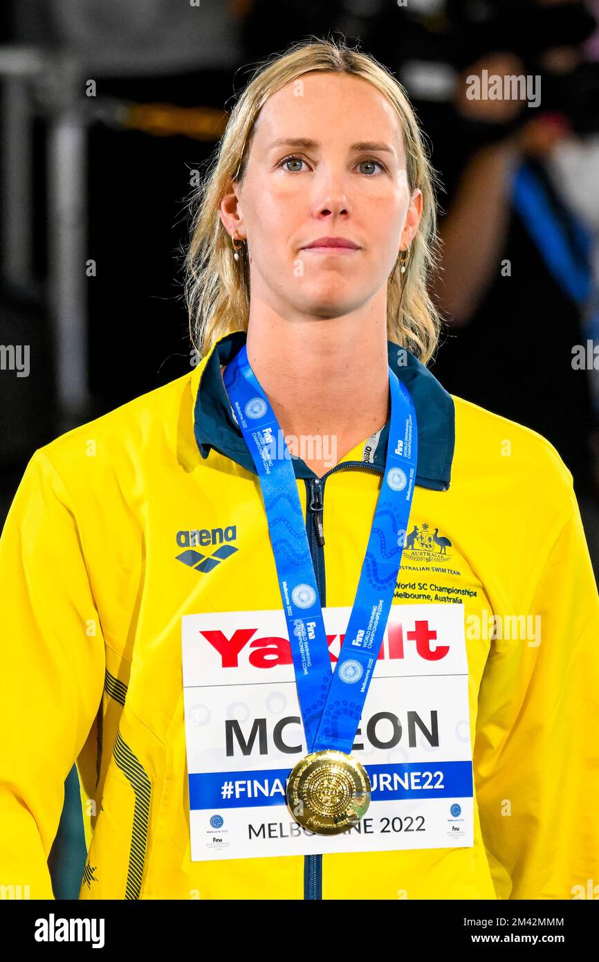 Melbourne, Australia. 17th Dec, 2022. Emma Mckeon of Australia celebrates after winning the gold medal in the 50m Freestyle Women Final during the FINA Swimming Short Course World Championships at the Melbourne Sports and Aquatic Centre in Melbourne, Australia, December 17th, 2022. Photo Giorgio Scala/Deepbluemedia/Insidefoto Credit: Insidefoto di andrea staccioli/Alamy Live News Stock Photo