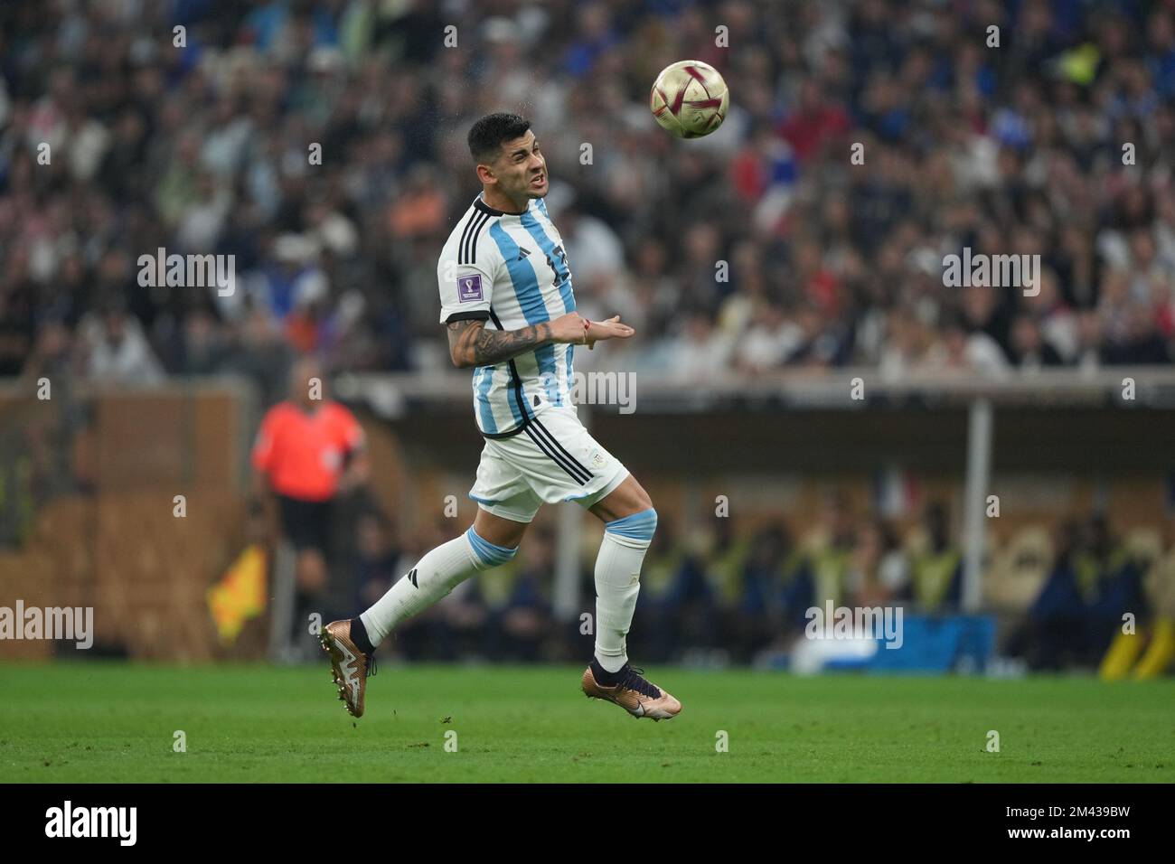 Lusail, Lusail, Qatar, Qatar. 18th Dec, 2022. LUSAIL, QATAR - DECEMBER 18: Player of Argentina Cristian Romero controls the ball during the FIFA World Cup Qatar 2022 Final match between Argentina and France at Lusail Stadium on December 18, 2022 in Lusail, Qatar. (Credit Image: © Florencia Tan Jun/PX Imagens via ZUMA Press Wire) Stock Photo