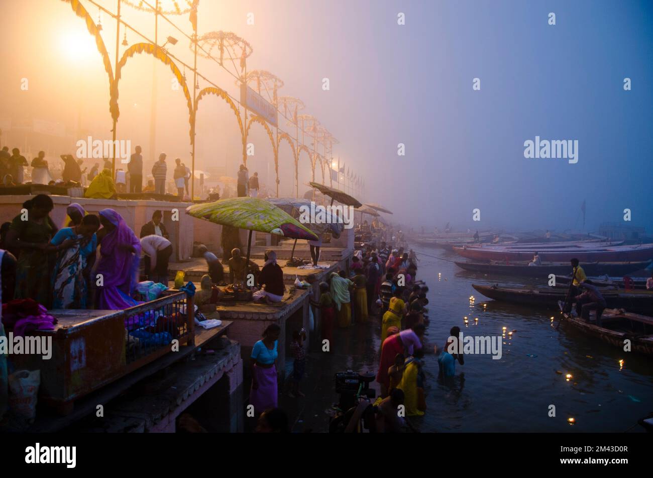 Morning fog over the ghats of Varanasi Stock Photo - Alamy