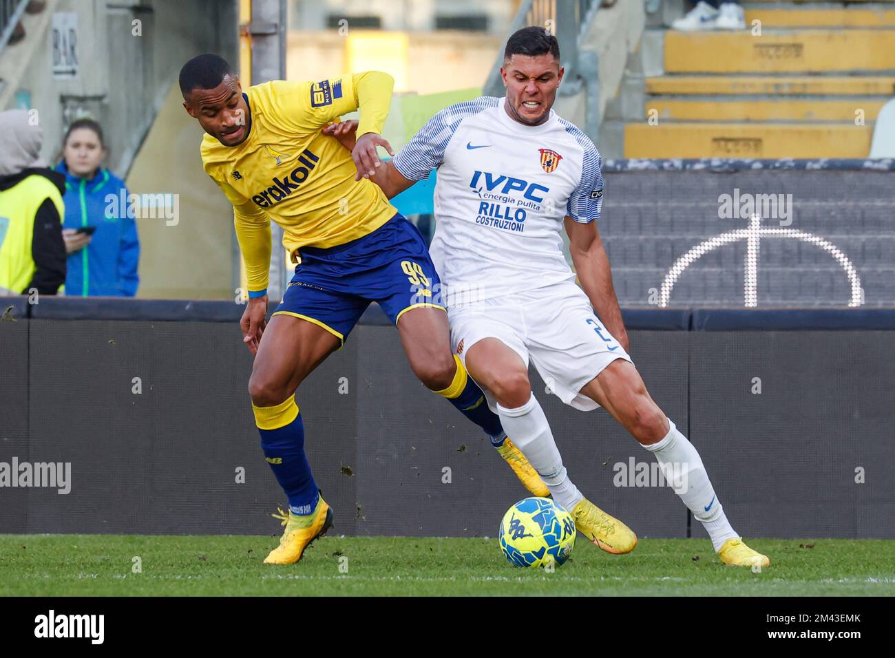 Modena, Italy. 18th Dec, 2022. Luca Tremolada (Modena) during Modena FC vs  Benevento Calcio, Italian soccer Serie B match in Modena, Italy, December  18 2022 Credit: Independent Photo Agency/Alamy Live News Stock