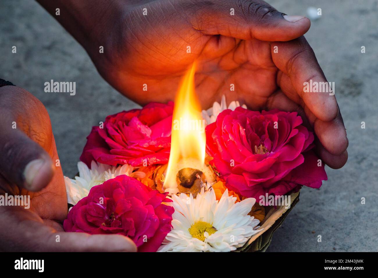 Performed pooja hi-res stock photography and images - Alamy
