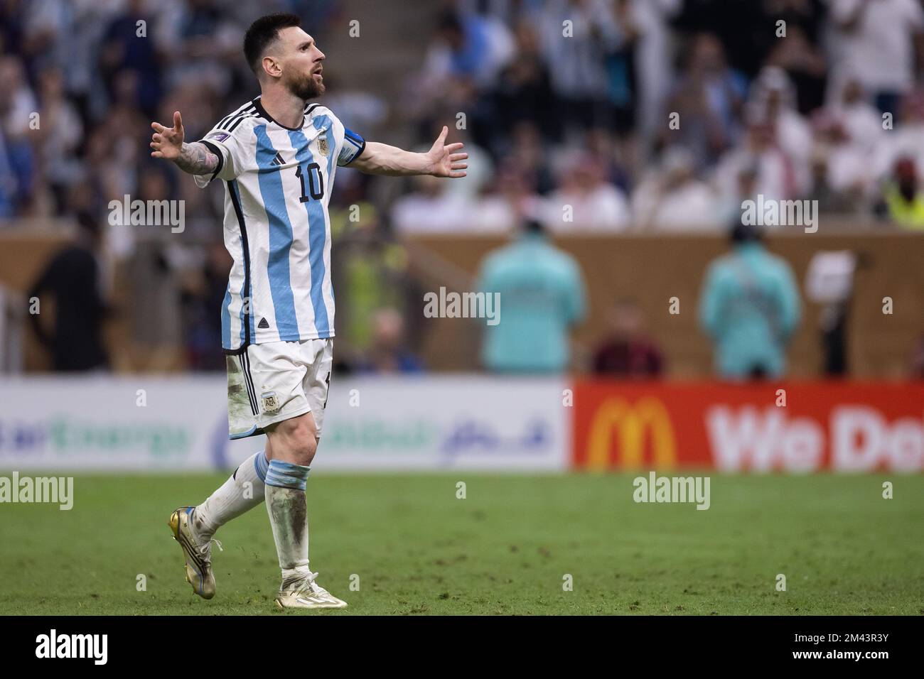 Messi argentina goal hi-res stock photography and images - Page 27 - Alamy