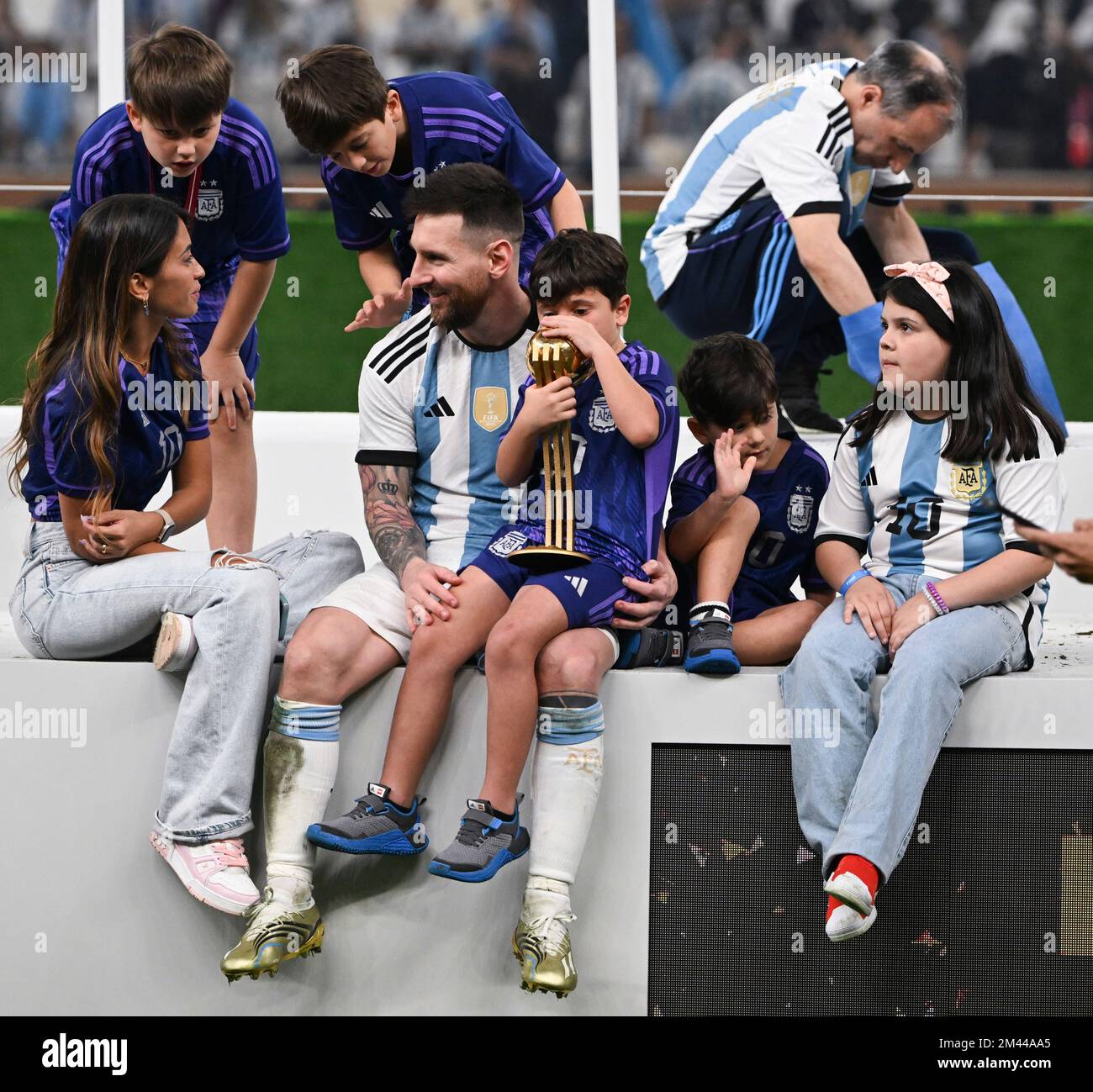 Messi And His Family World Cup Celebration messi-and-his-family-world-cup-celebration