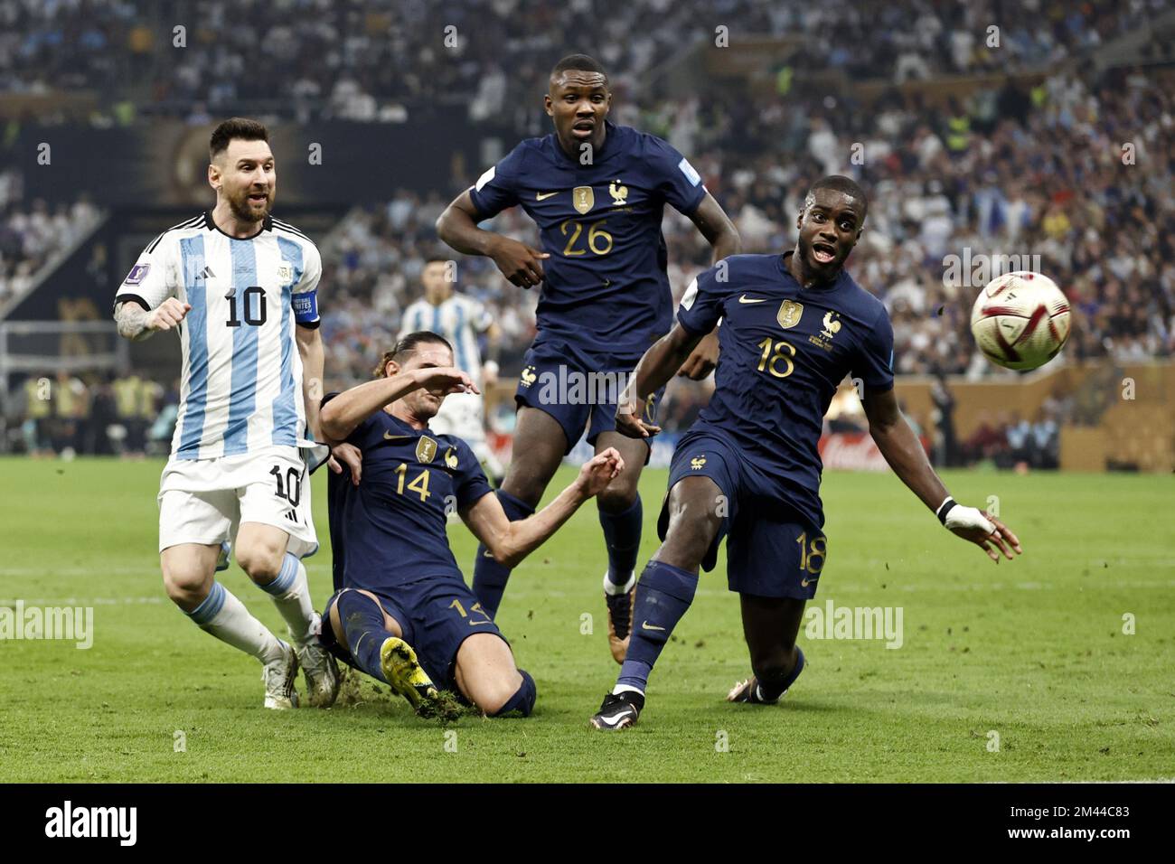 AL DAAYEN - (l-r) Lionel Messi of Argentina, Adrien Rabiot of France, Marcus Thuram of France, Dayot Upamecano of France during the FIFA World Cup Qatar 2022 final match between Argentina and France at Lusail Stadium on December 18, 2022 in Al Daayen, Qatar. AP | Dutch Height | MAURICE OF STONE Stock Photo