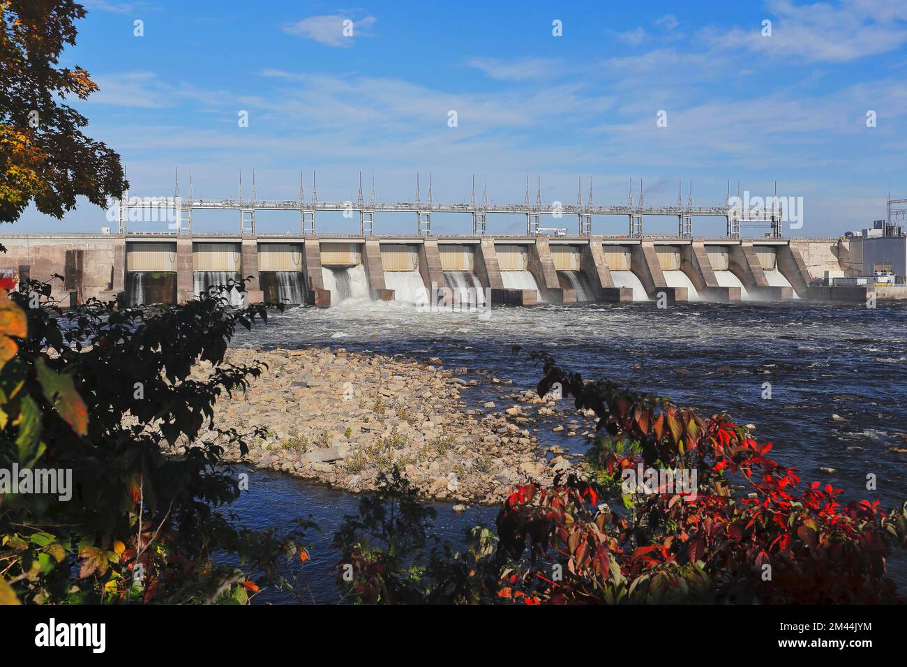 Carillon hydroelectric power station, Ottawa River, PointeFortune