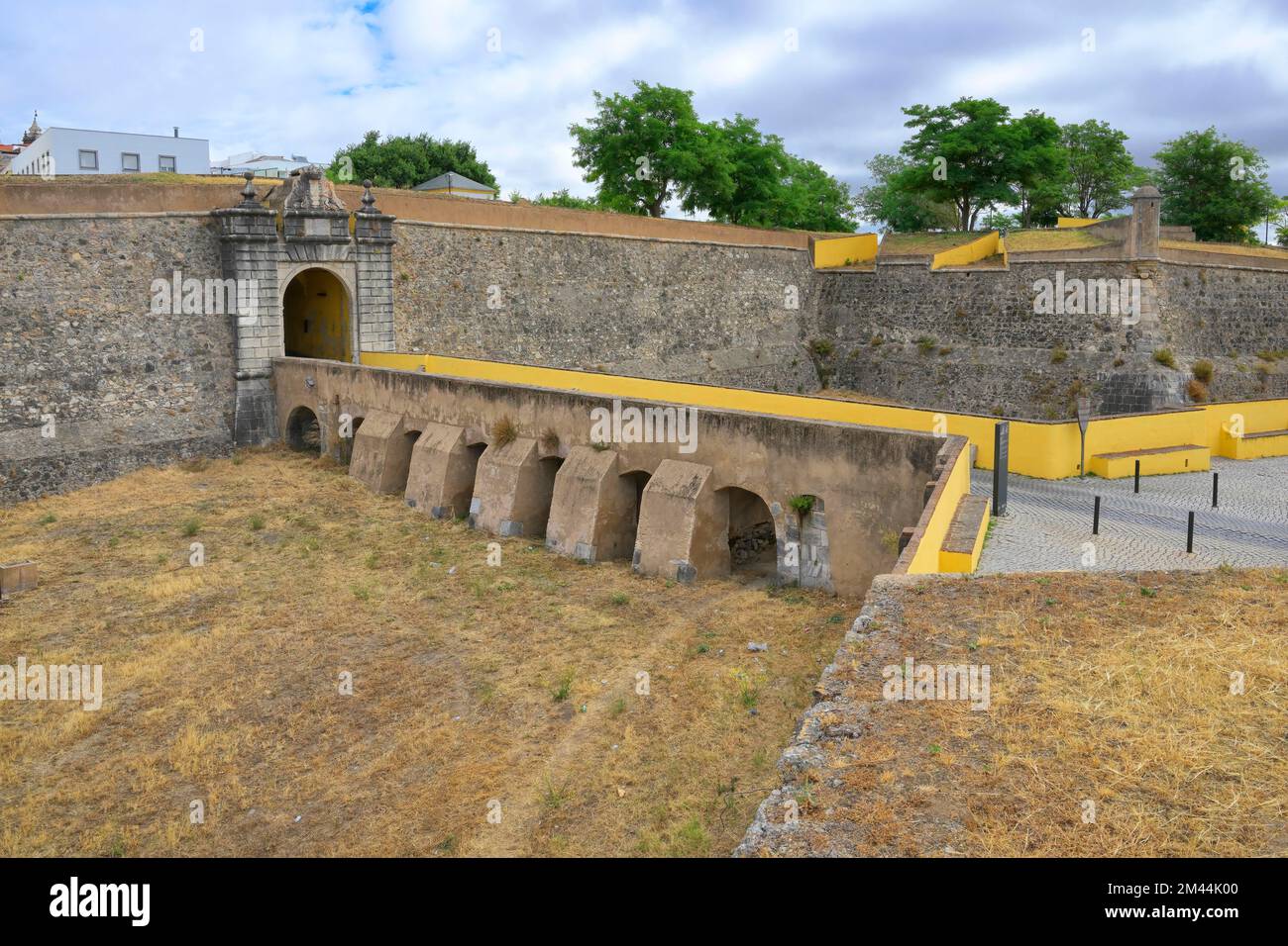 The Olivenca inner gate, Elvas, Alentejo, Portugal Stock Photo - Alamy