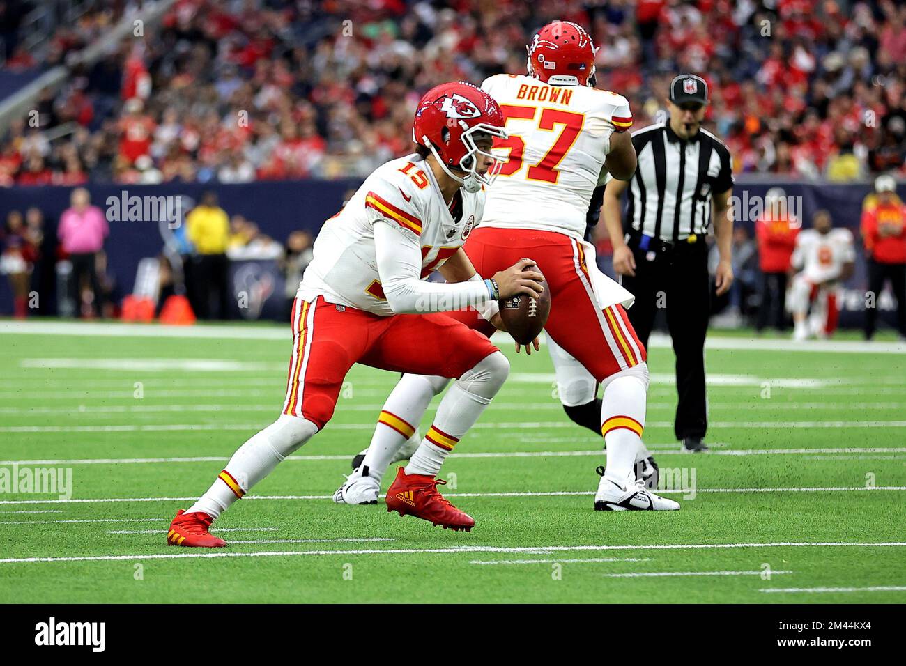 Kansas City Chiefs quarterback Patrick Mahomes (15) throws during an NFL  football game against the Washington Football Team, Sunday, Oct. 17, 2021  in Landover, Md. (AP Photo/Daniel Kucin Jr Stock Photo - Alamy