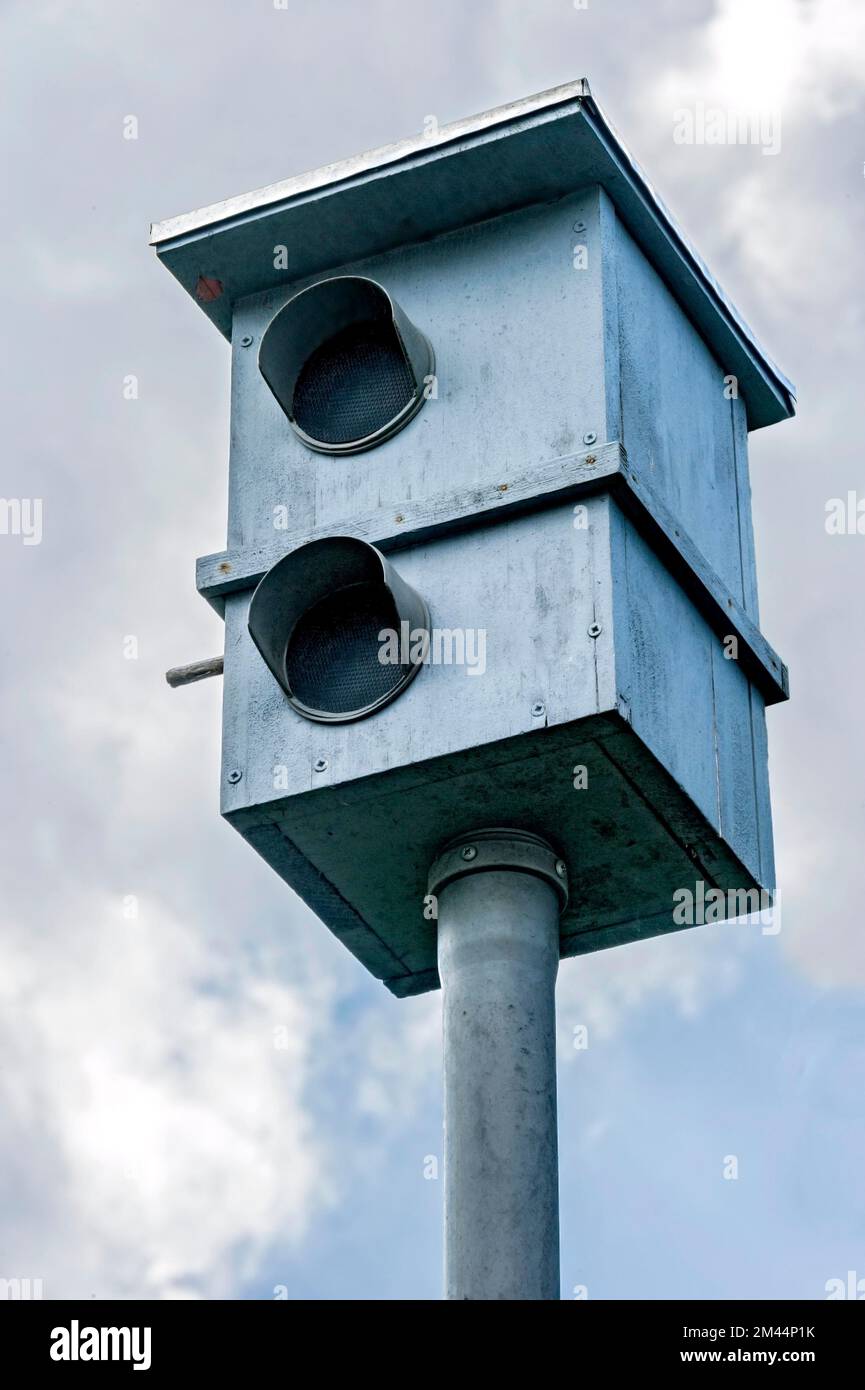 Dummy speed camera as a deterrent, bird house, radar system with camera for speed measurement, speed camera, speed camera, speed control, traffic Stock Photo