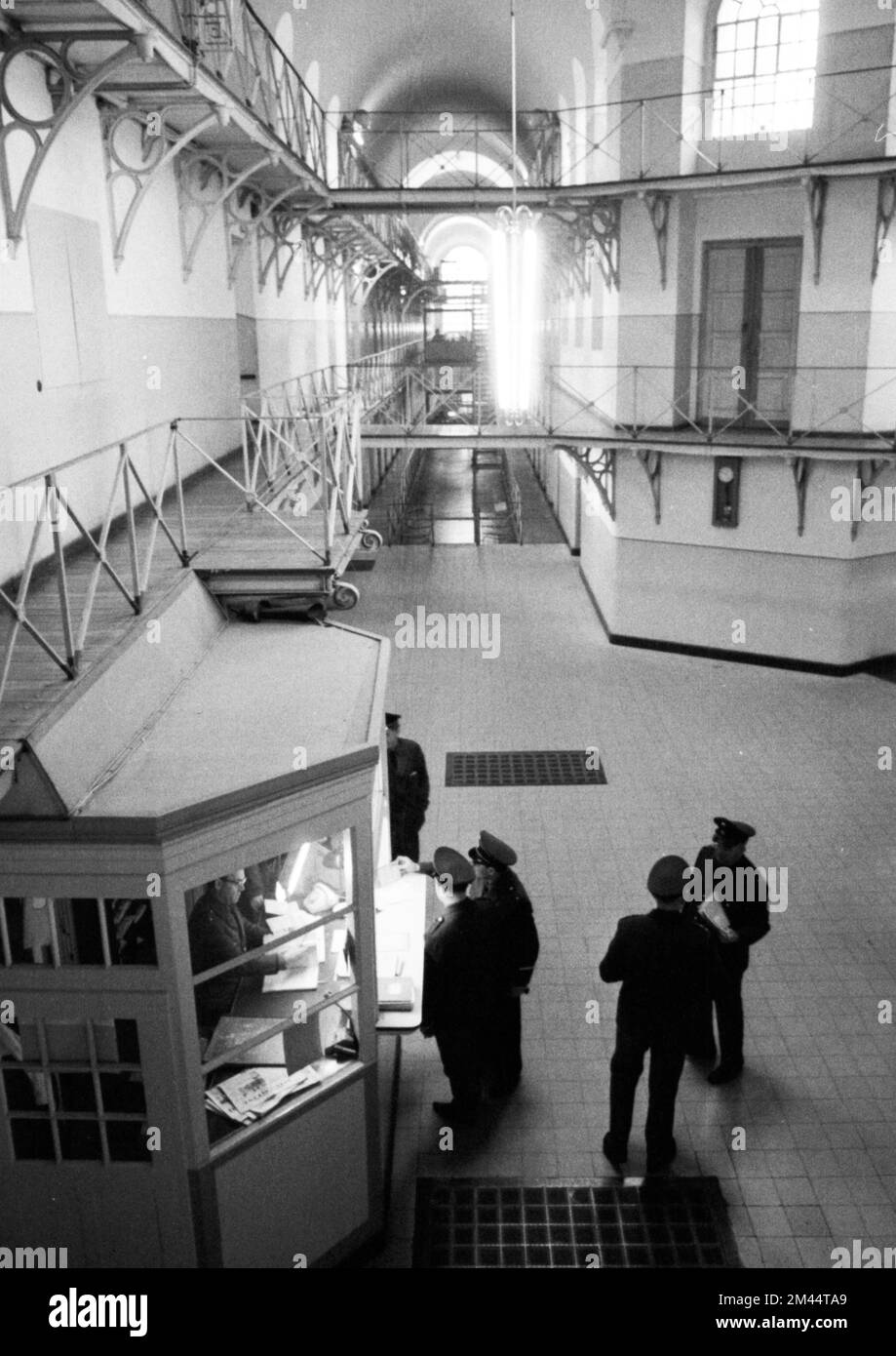 Life in the prisons and penitentiaries Werl, Butzbach and Muenster in