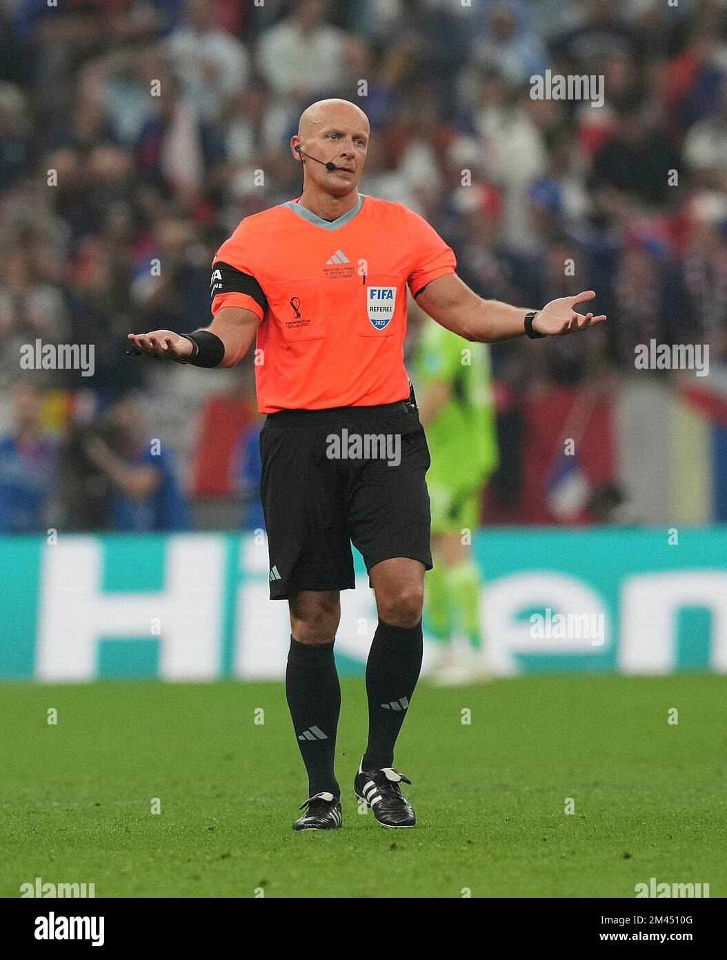 12/18/2022, Lusail Iconic Stadium, Doha, QAT, World Cup FIFA 2022, final, Argentina vs France, in the picture referee referee Szymon Marciniak (Poland) Stock Photo