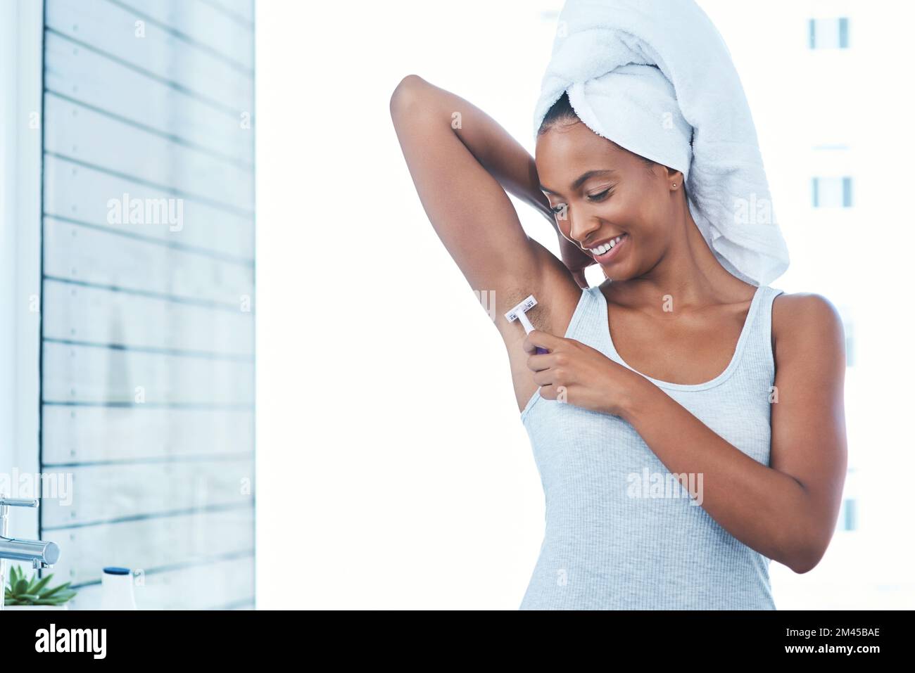 I just love the feeling of shaved armpits. an attractive young woman