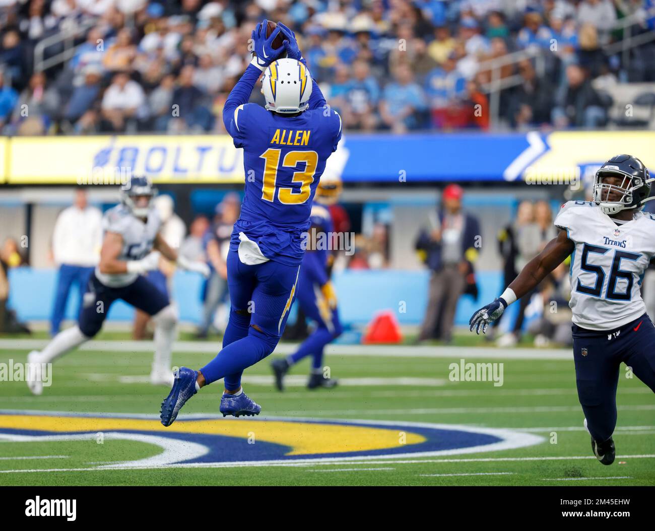 December 18, 2022 Los Angeles Chargers wide receiver Keenan Allen (13)  catches a pass during the NFL football game against the Tennessee Titans in  Inglewood, California. Mandatory Photo Credit : Charles Baus/CSM/Sipa