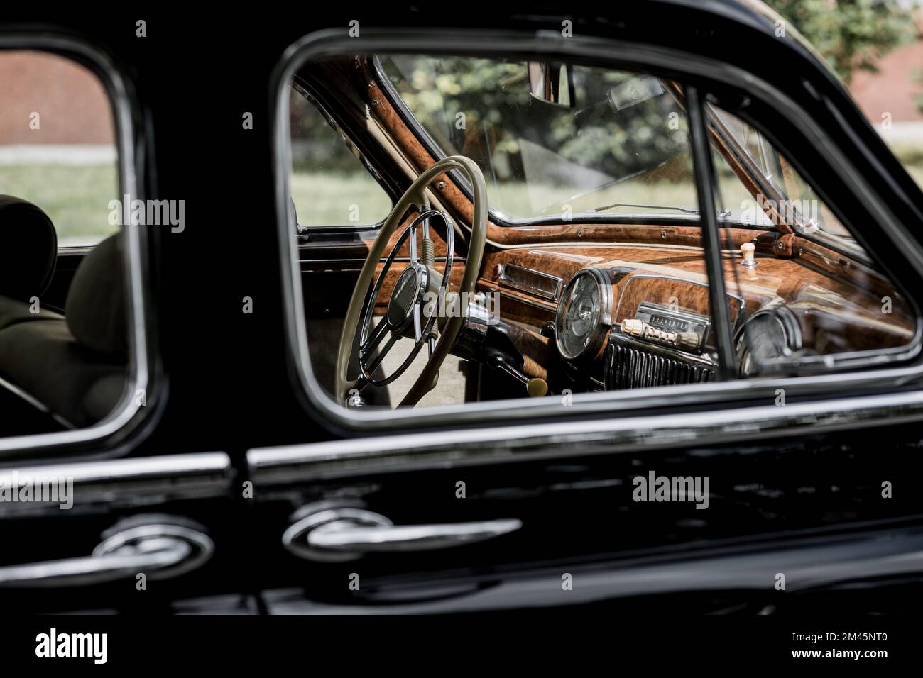Retro car. vintage steering wheel. Old vehicle Stock Photo Alamy