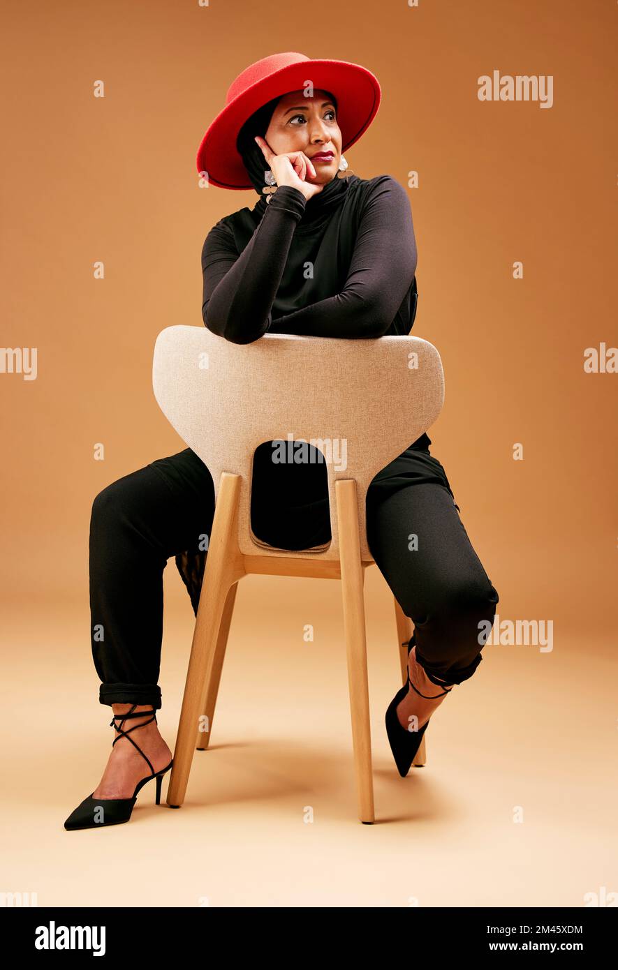 Elegant senior lady hi-res stock photography and images - Alamy