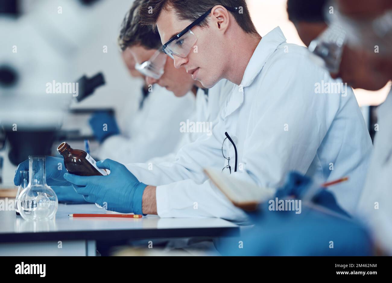 University science lab hires stock photography and images Alamy